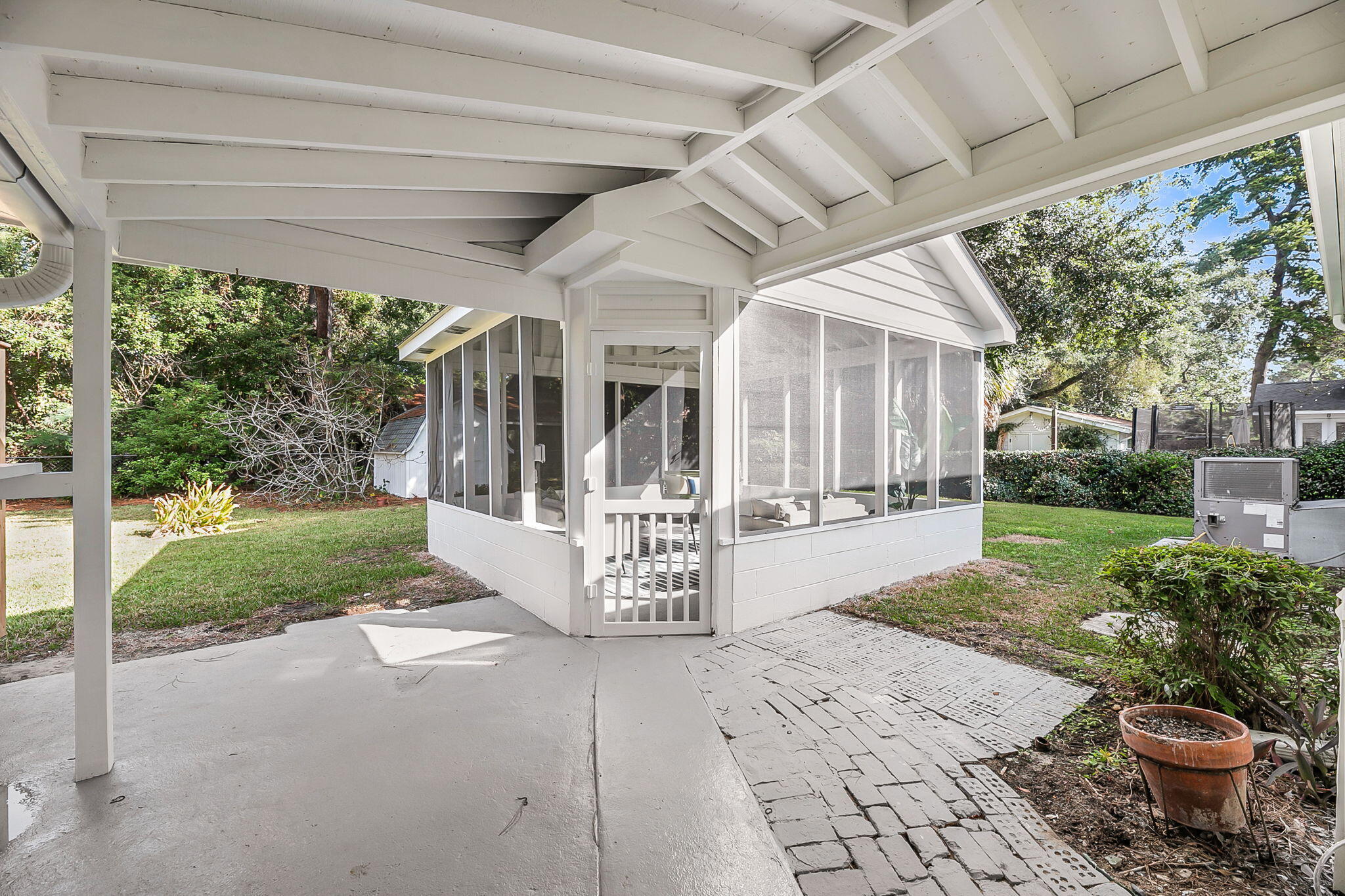 1226 Forestwood Drive