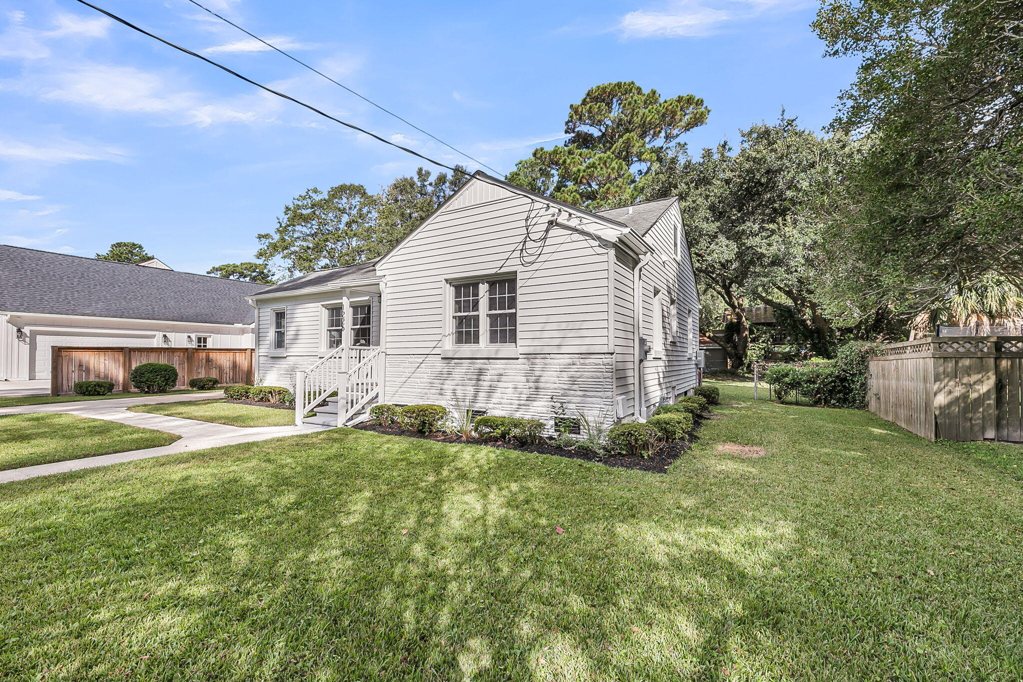 1226 Forestwood Drive