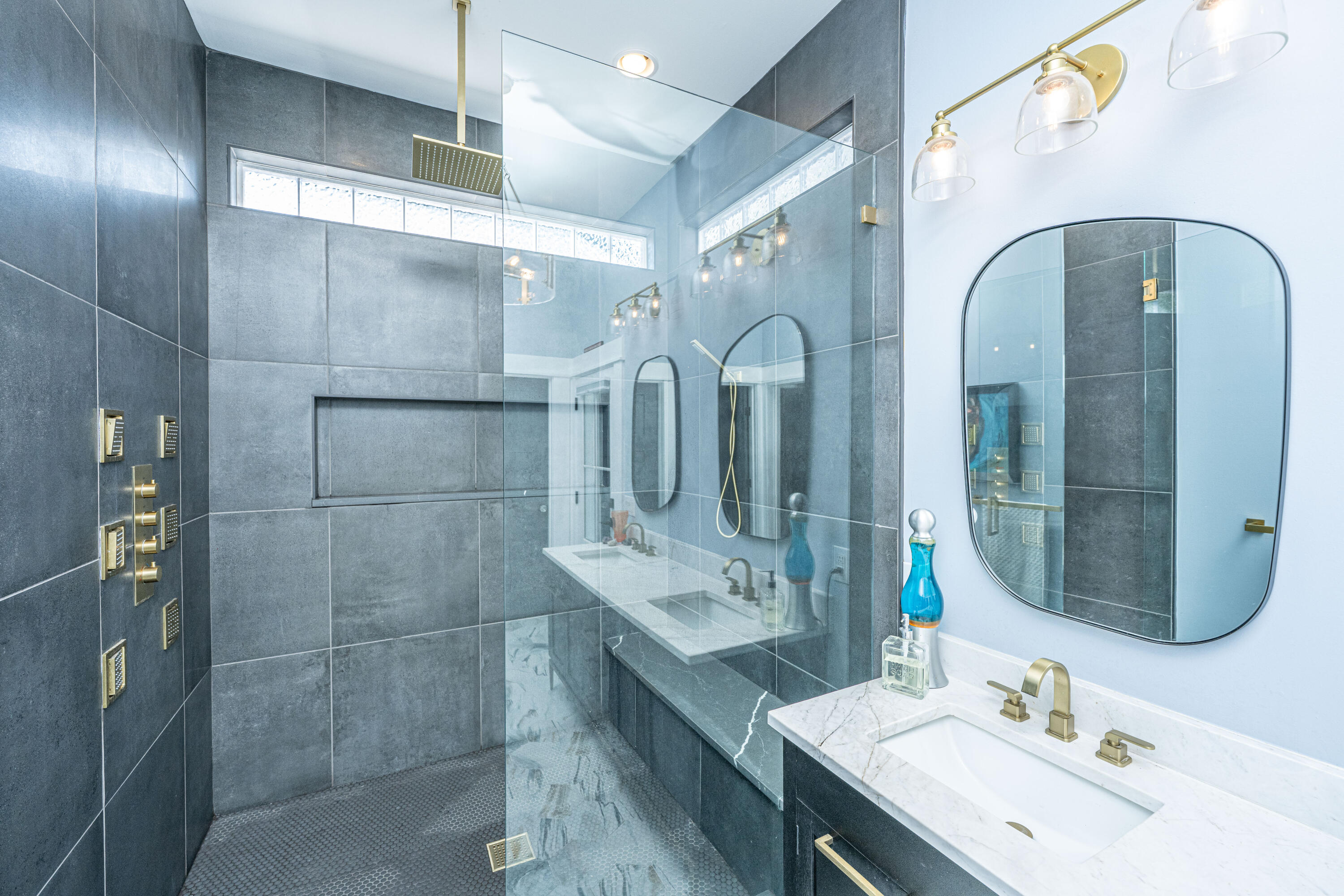 117 Fishburne Street