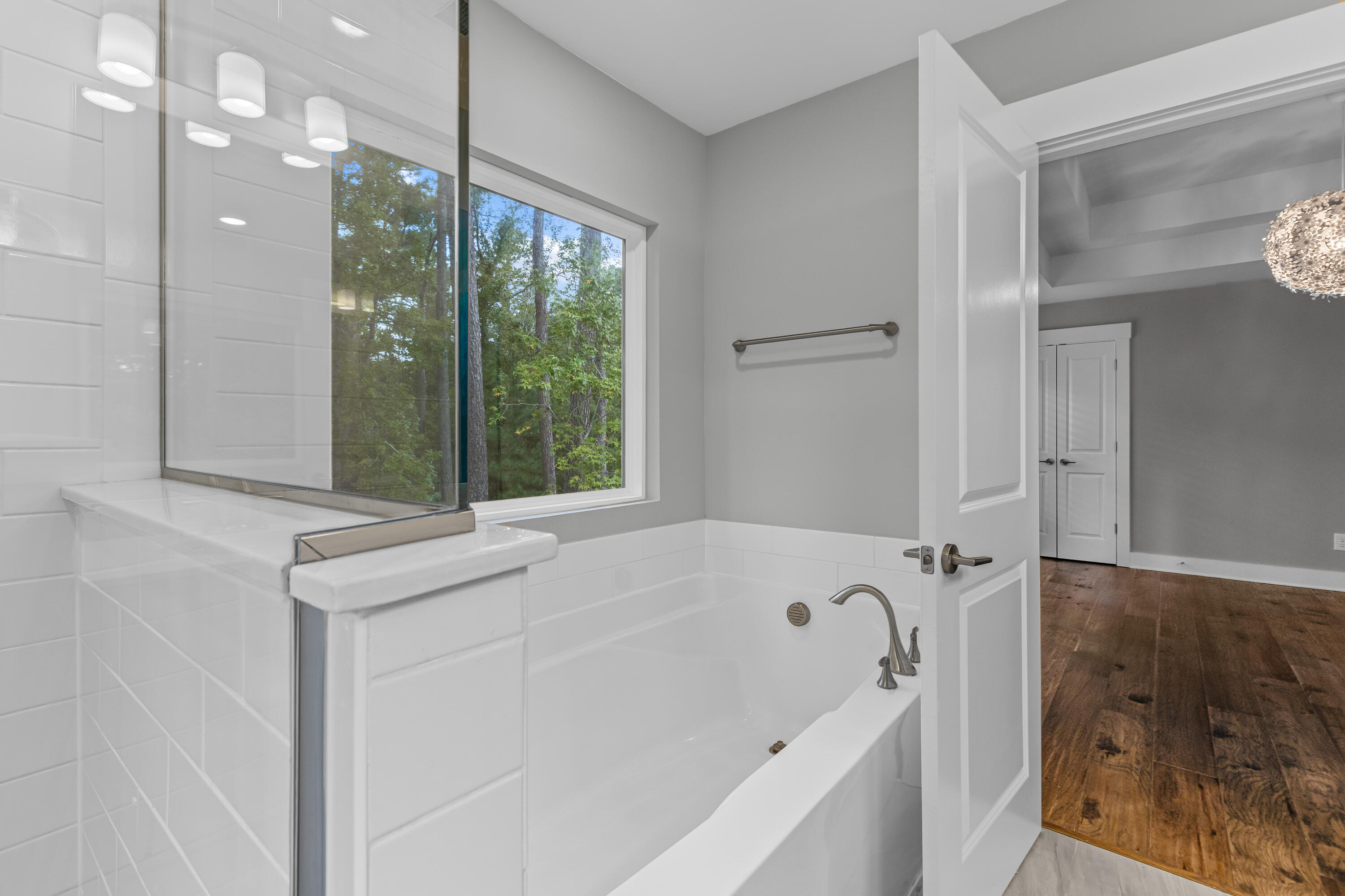 129 Martins Point Drive