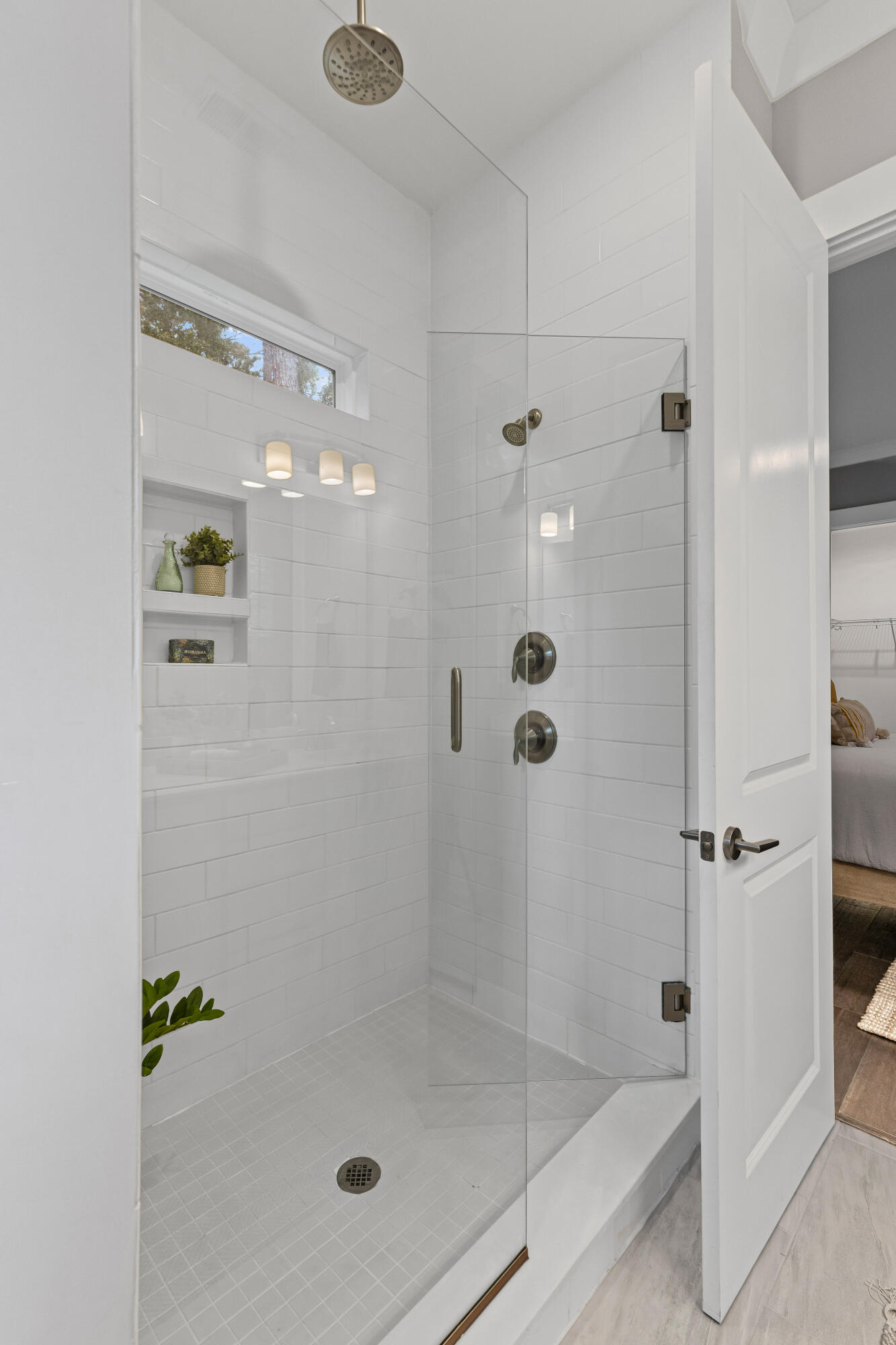 129 Martins Point Drive