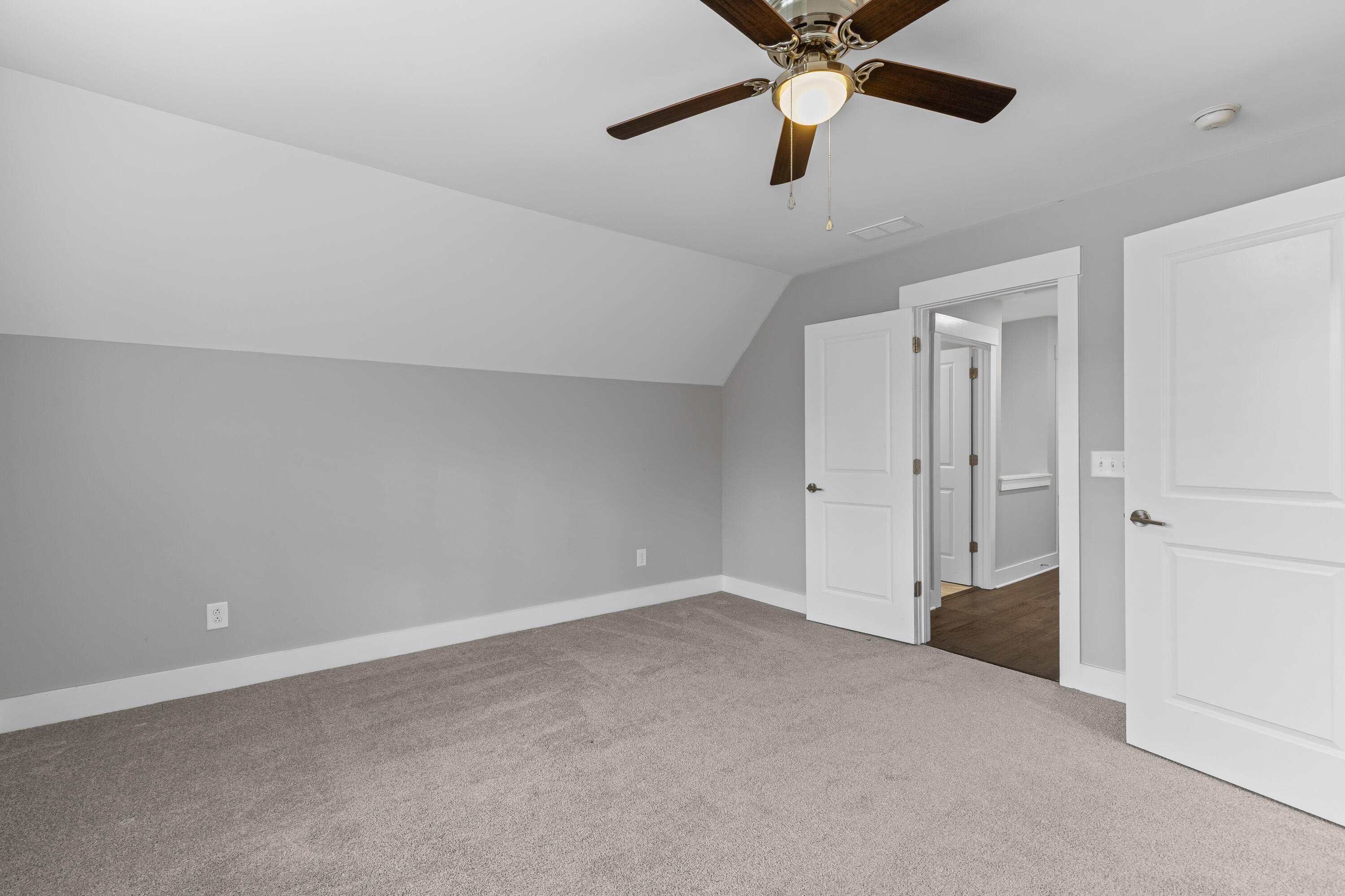 129 Martins Point Drive