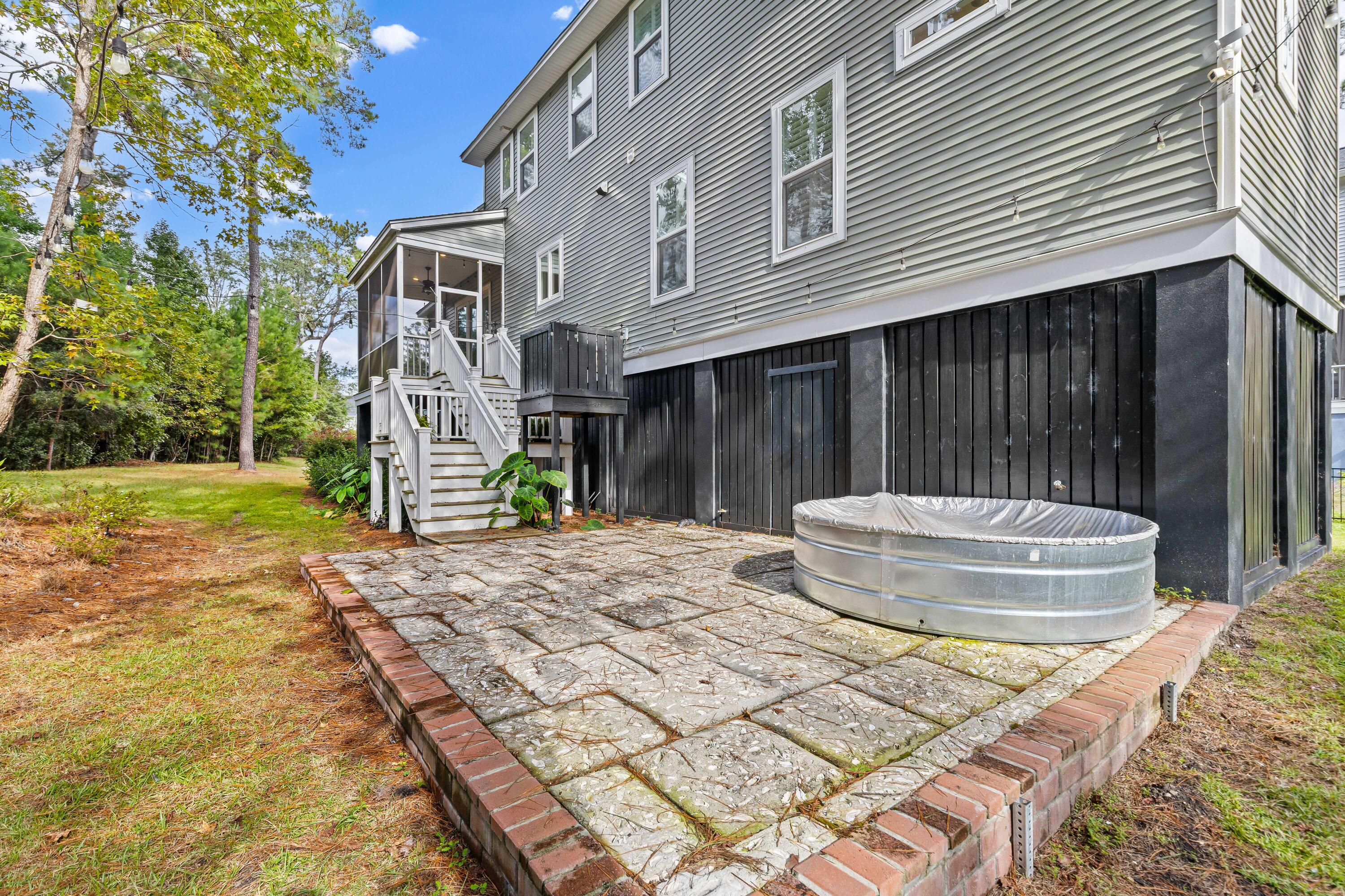 129 Martins Point Drive