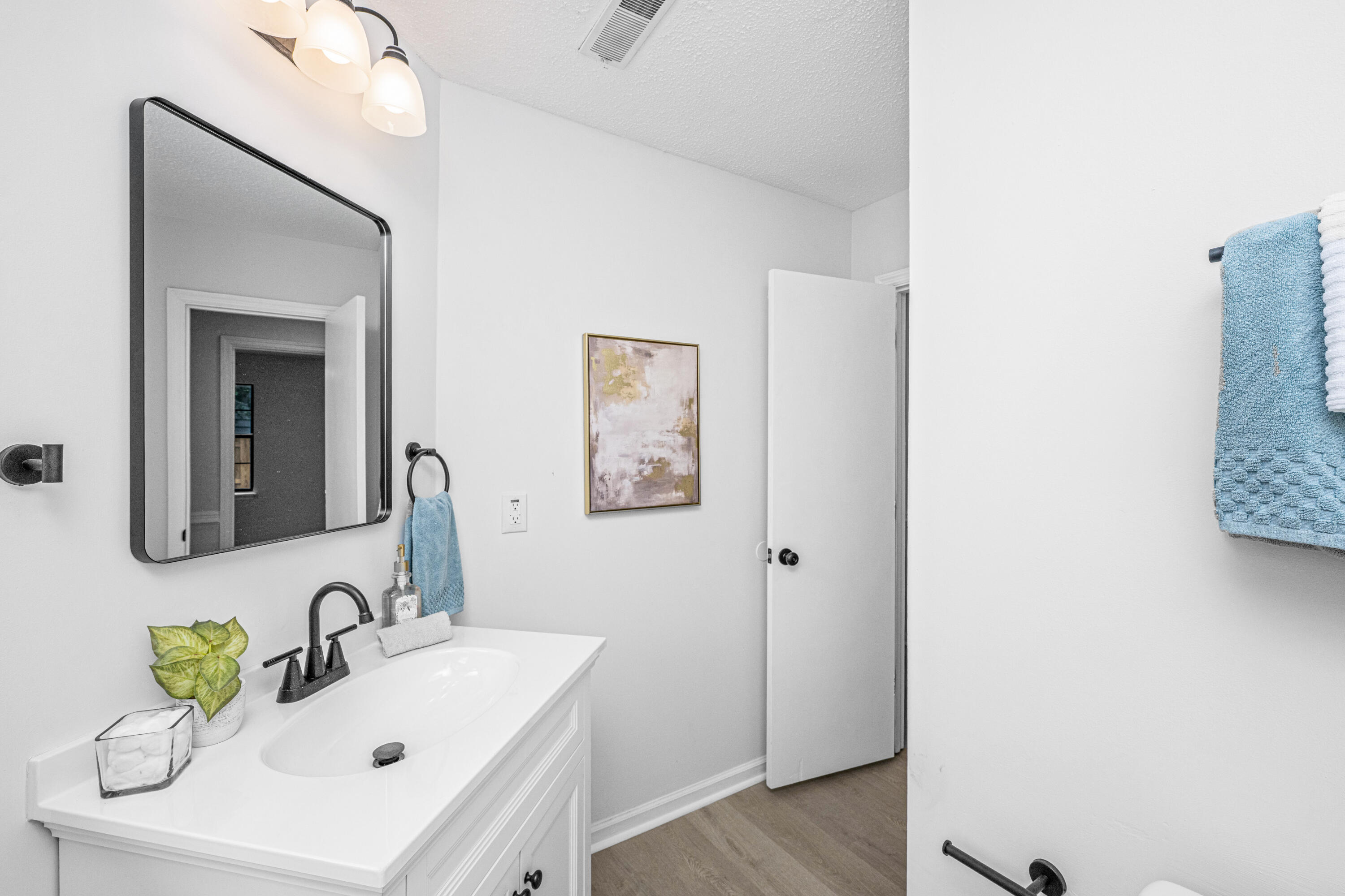 8201 Timberidge Court