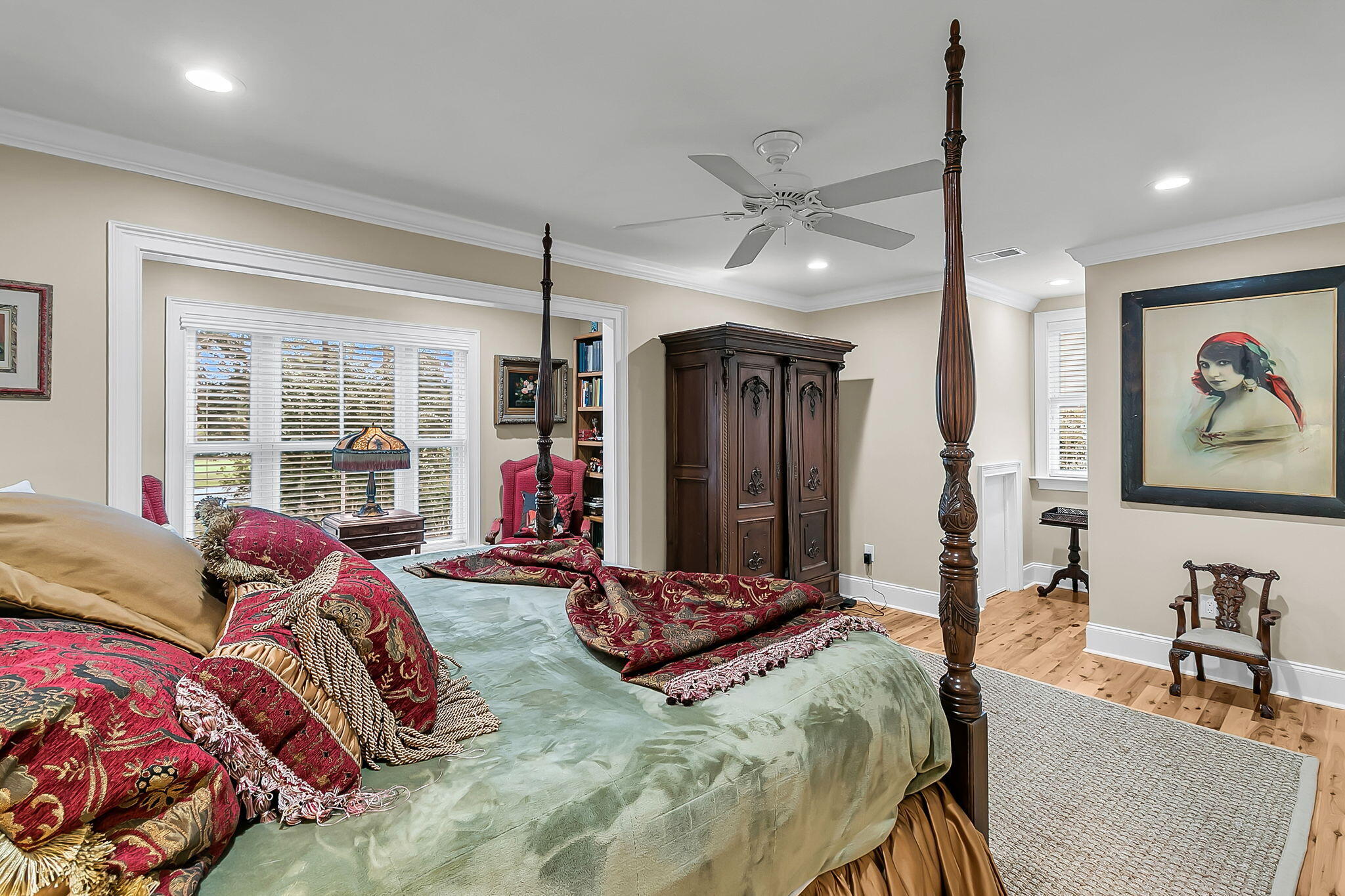 4799 Marshwood Drive, Hollywood