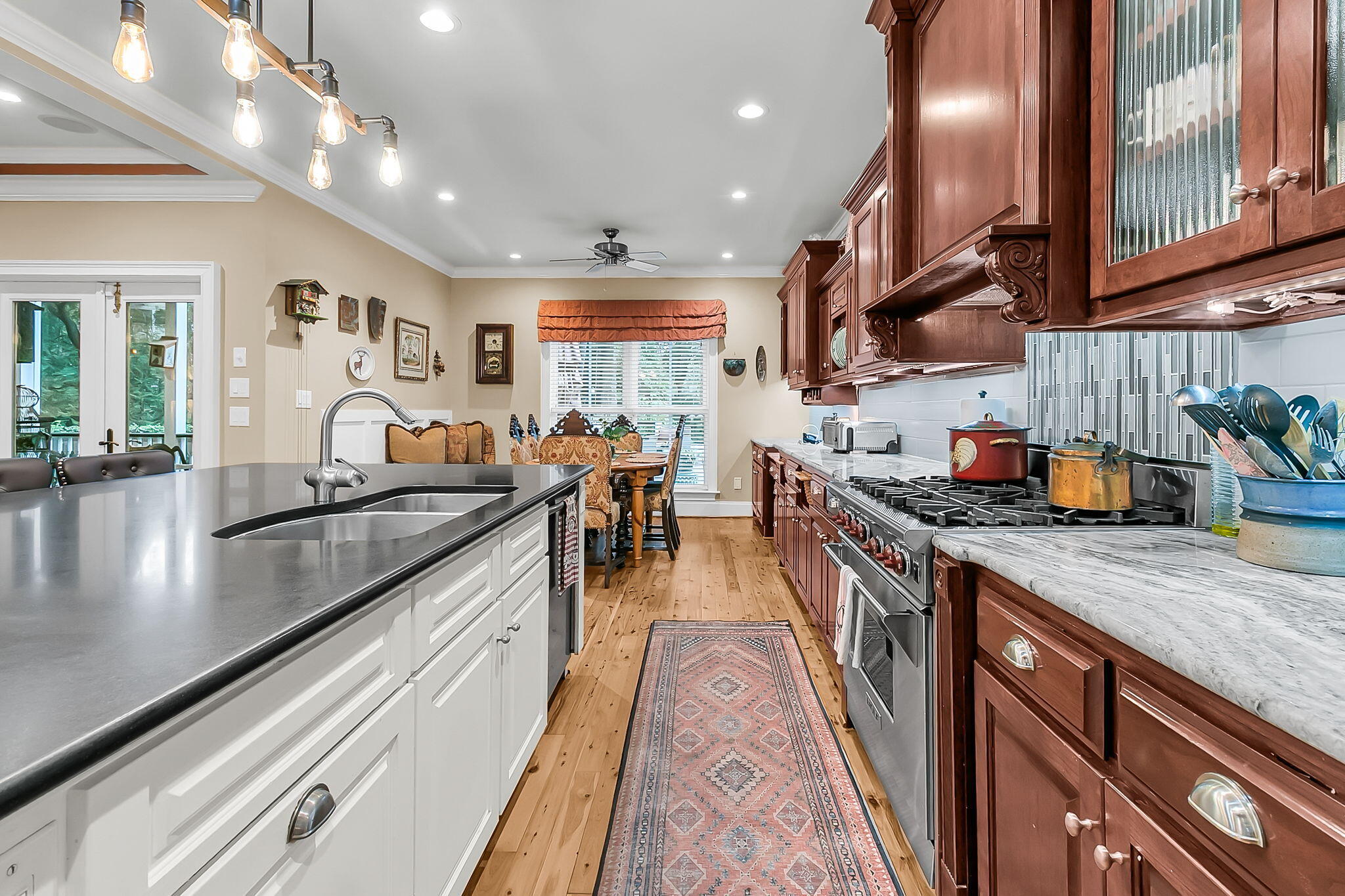 4799 Marshwood Drive, Hollywood