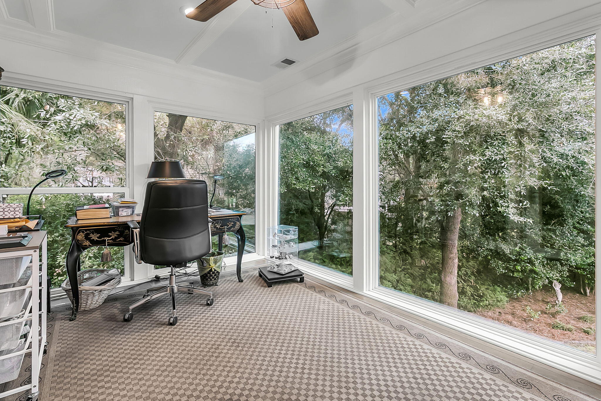 4799 Marshwood Drive, Hollywood