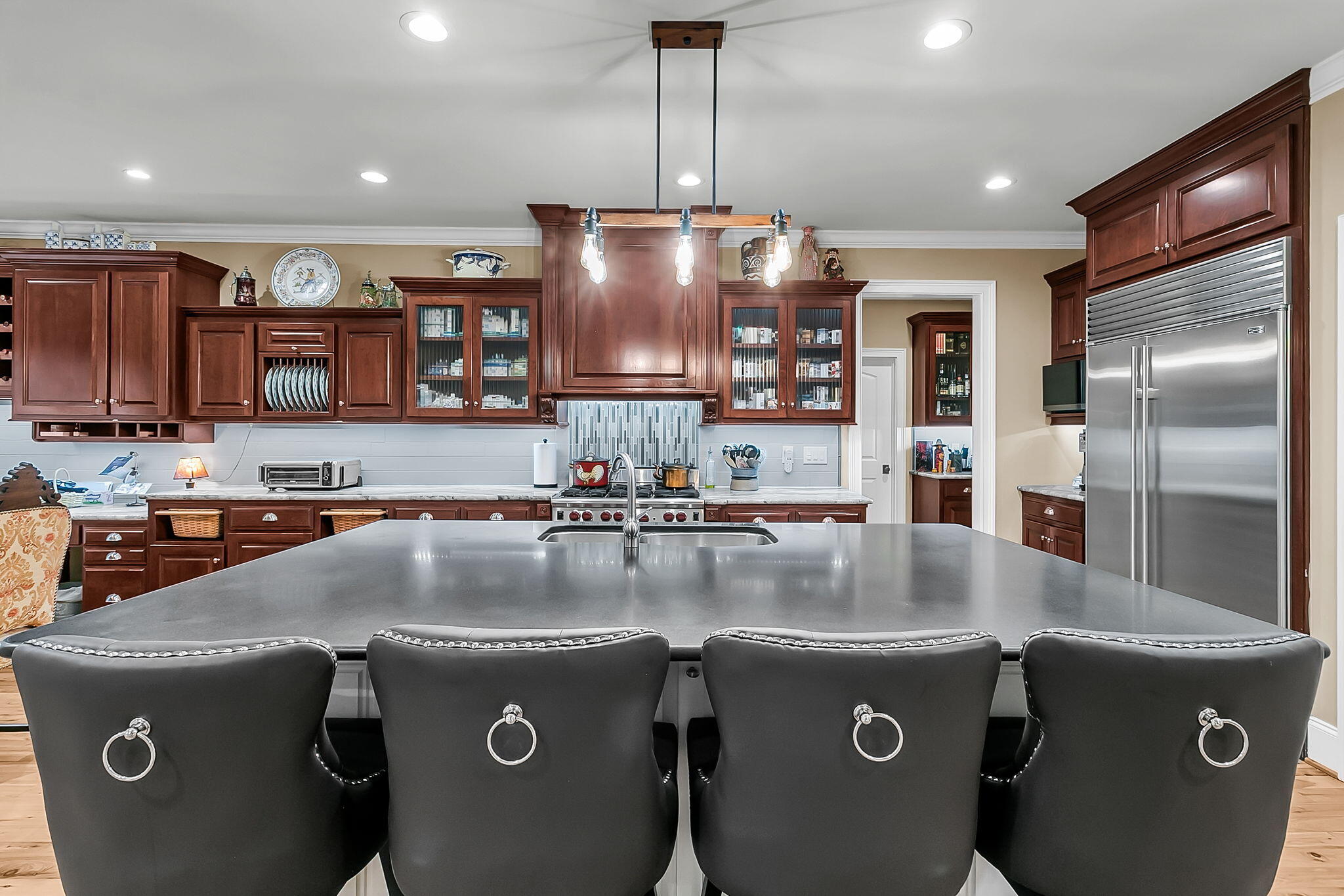 4799 Marshwood Drive, Hollywood