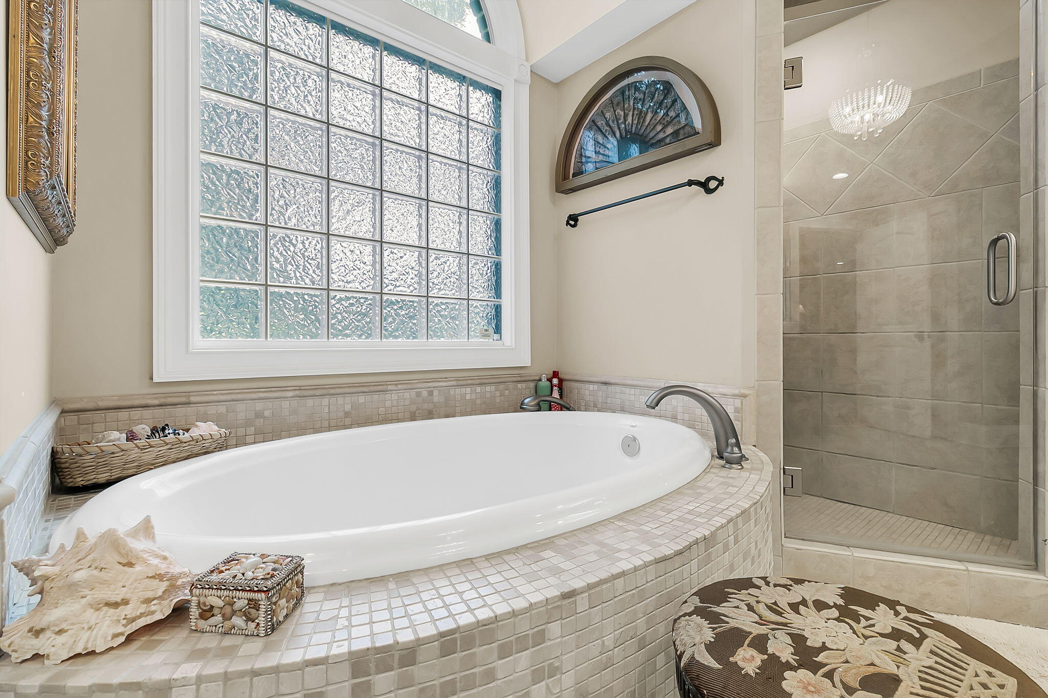 4799 Marshwood Drive, Hollywood