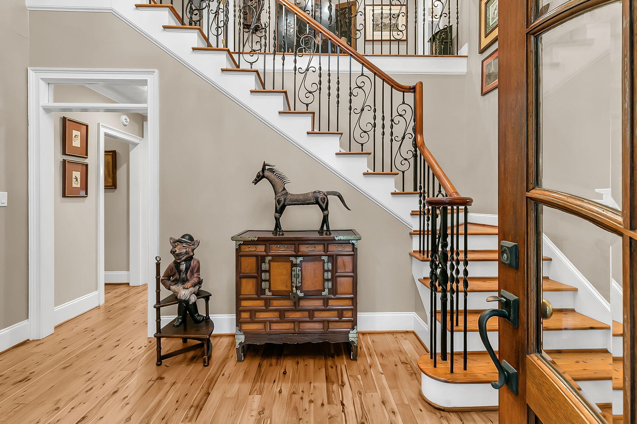 4799 Marshwood Drive, Hollywood