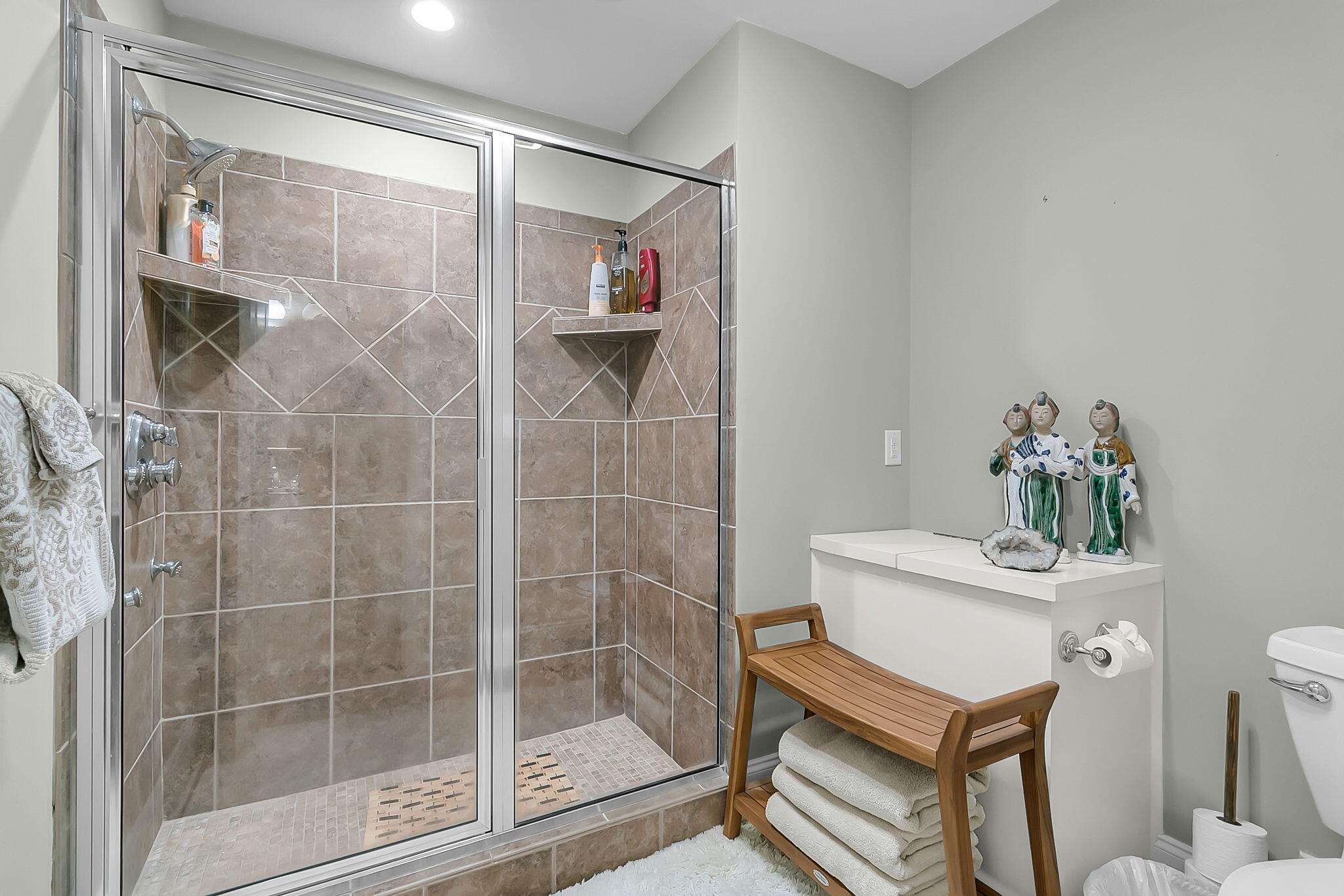 4799 Marshwood Drive, Hollywood