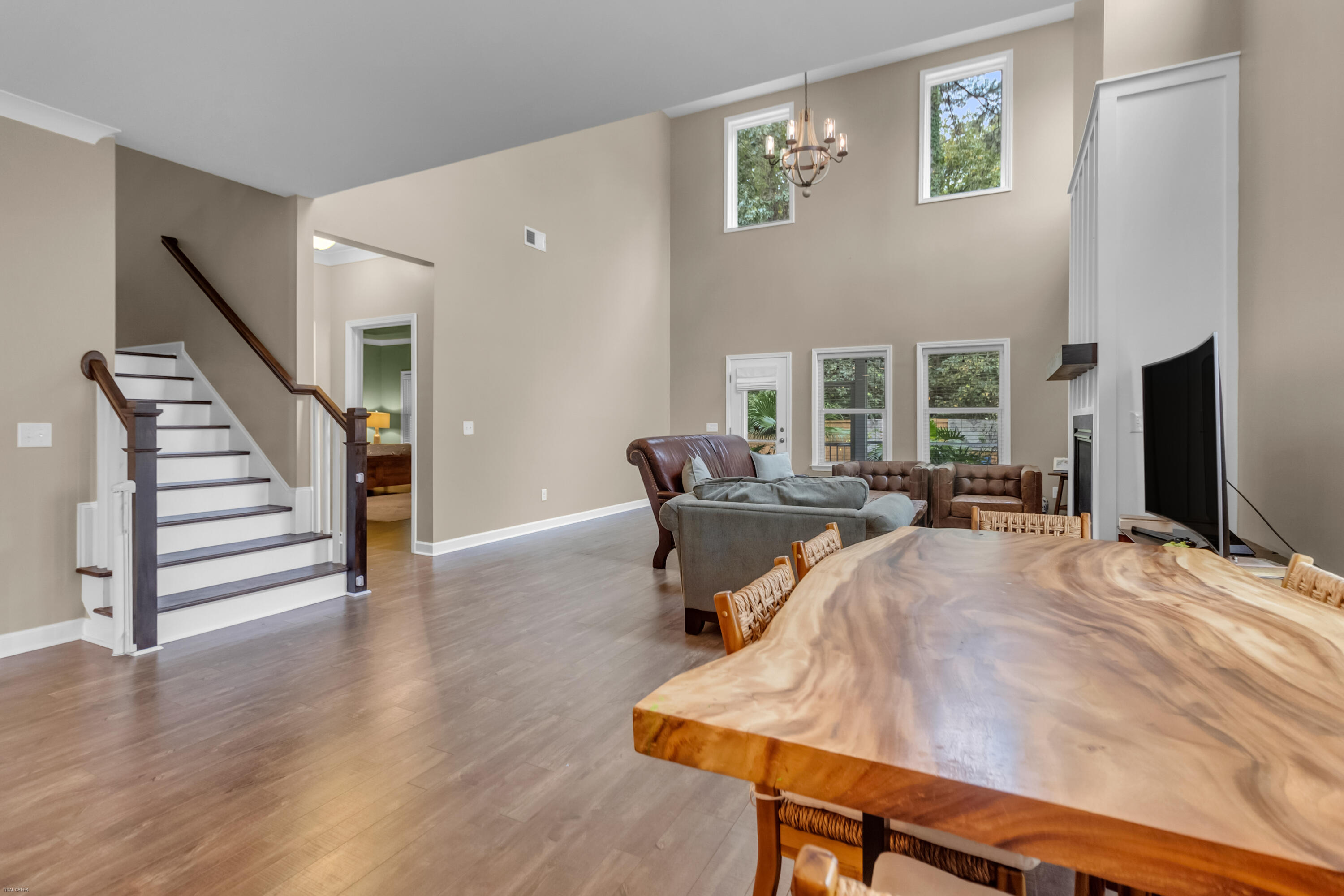 1229 Lois Allen Road