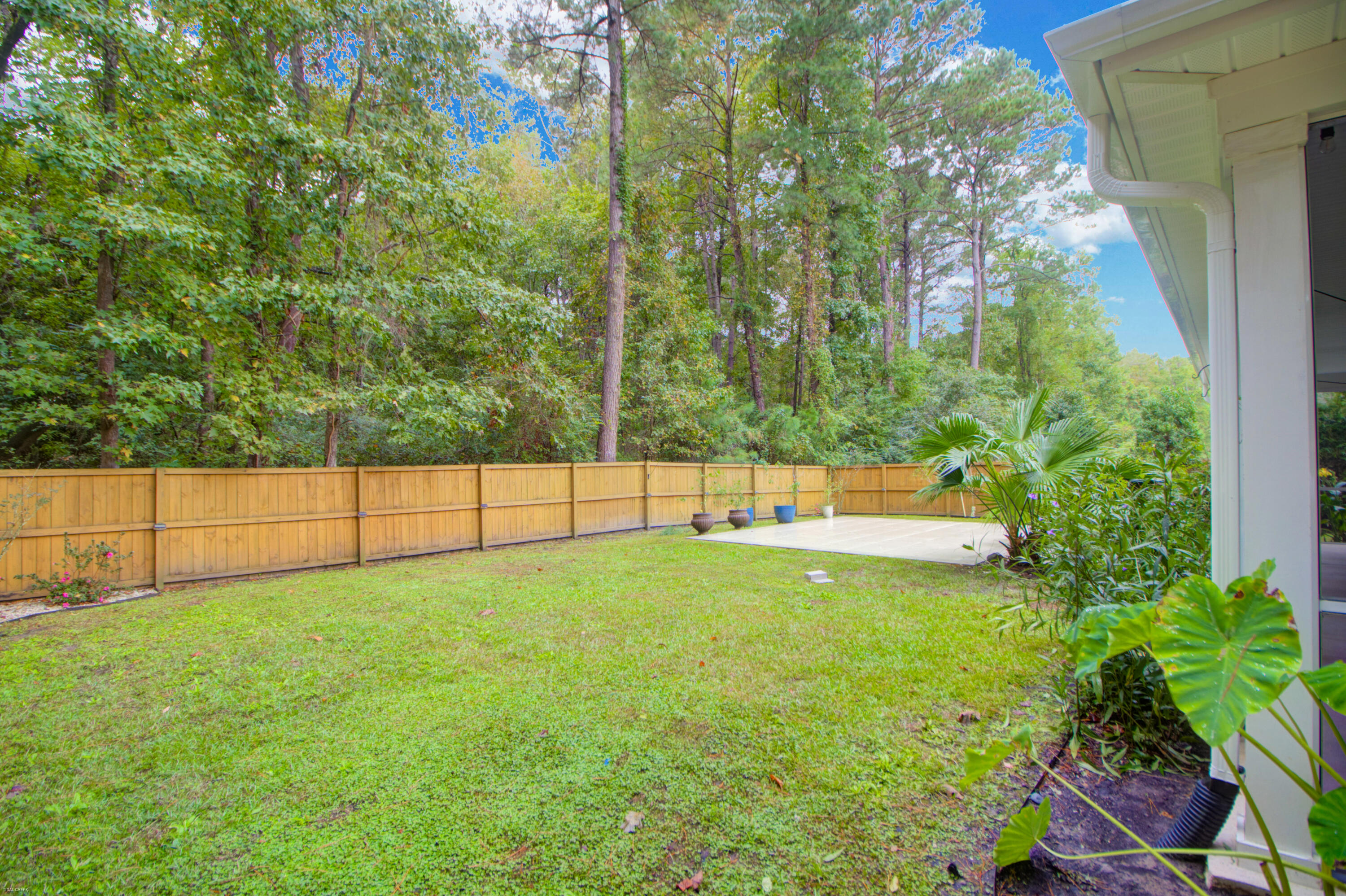 1229 Lois Allen Road