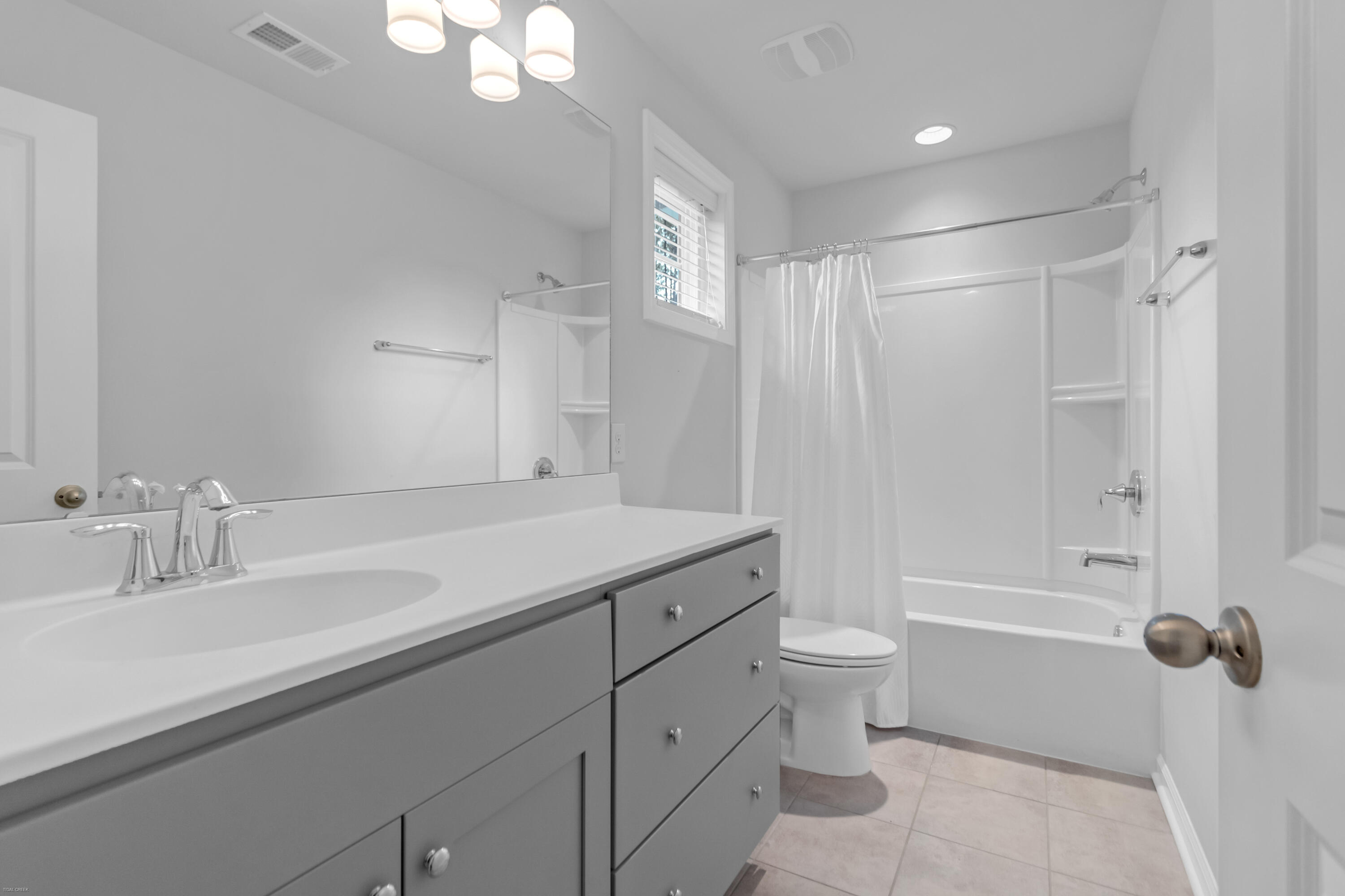 1229 Lois Allen Road