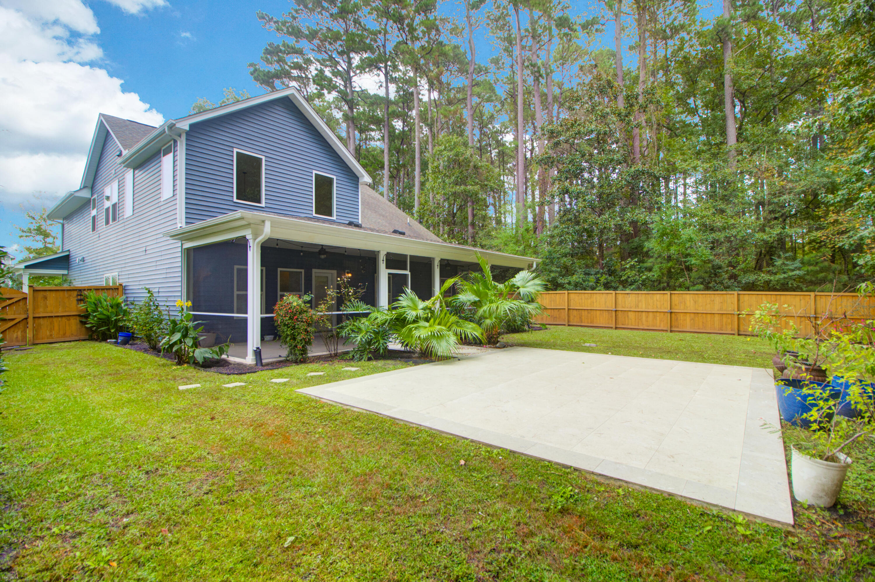 1229 Lois Allen Road