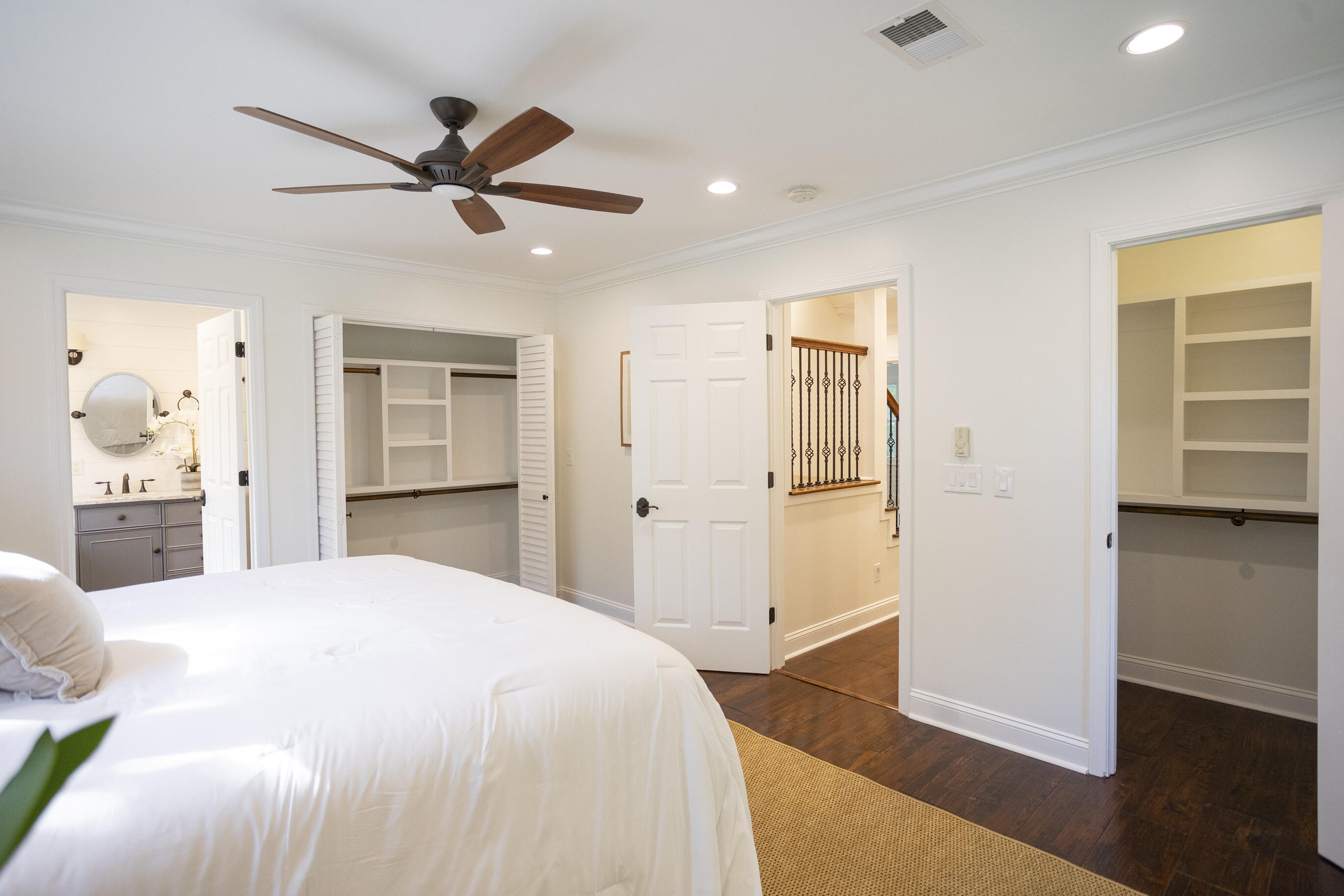 699 Castle Pinckney Drive