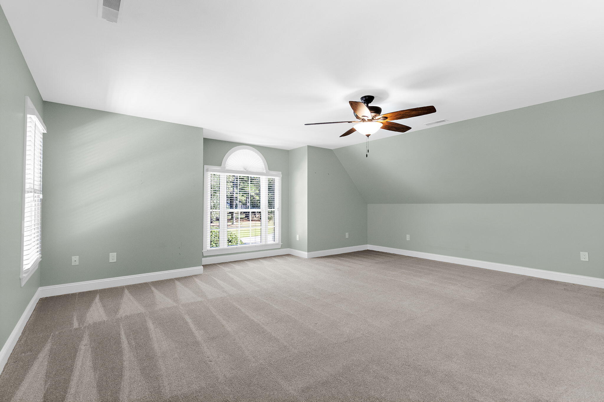 2406 Wagner Creek Court