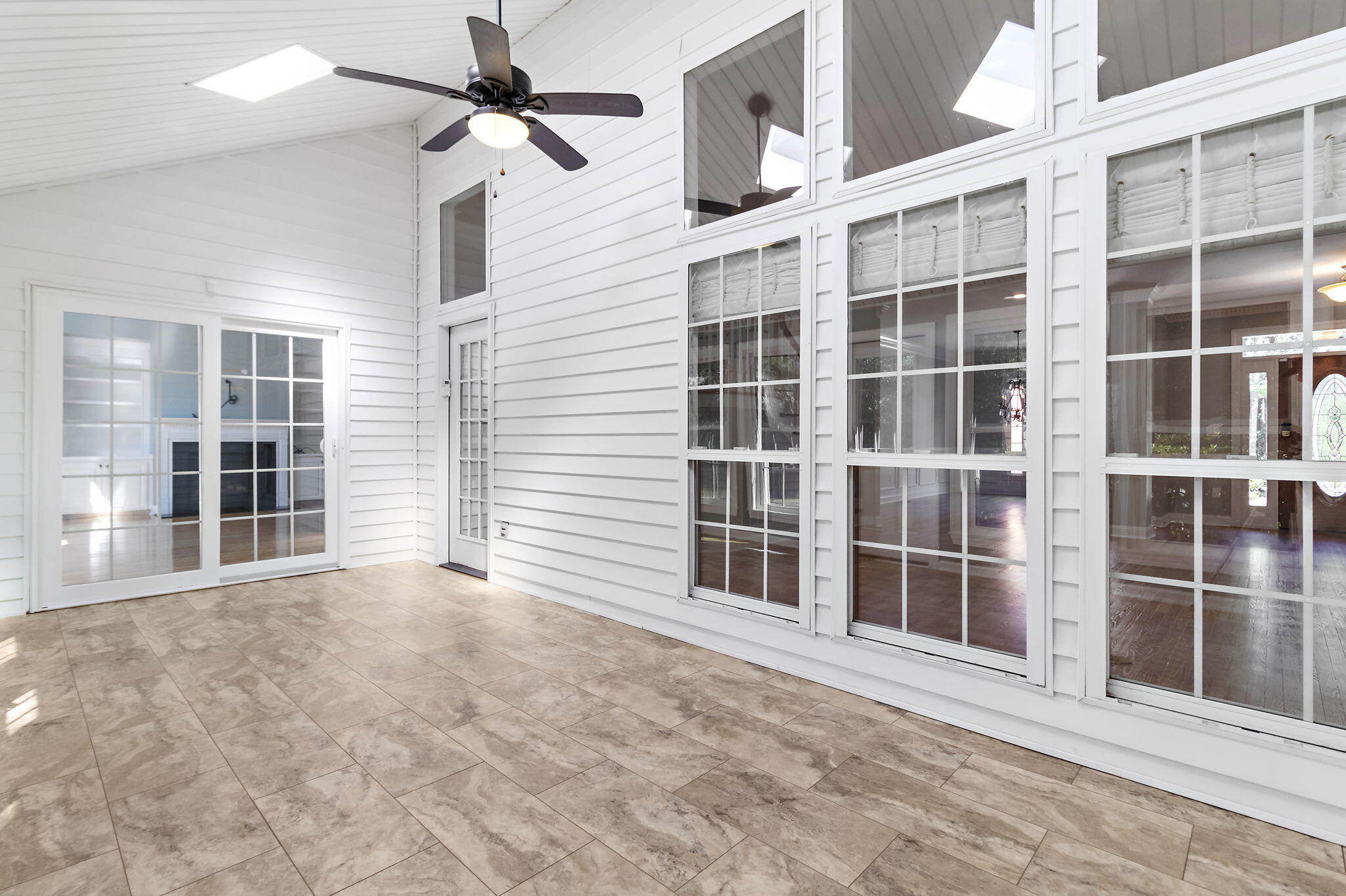 2406 Wagner Creek Court