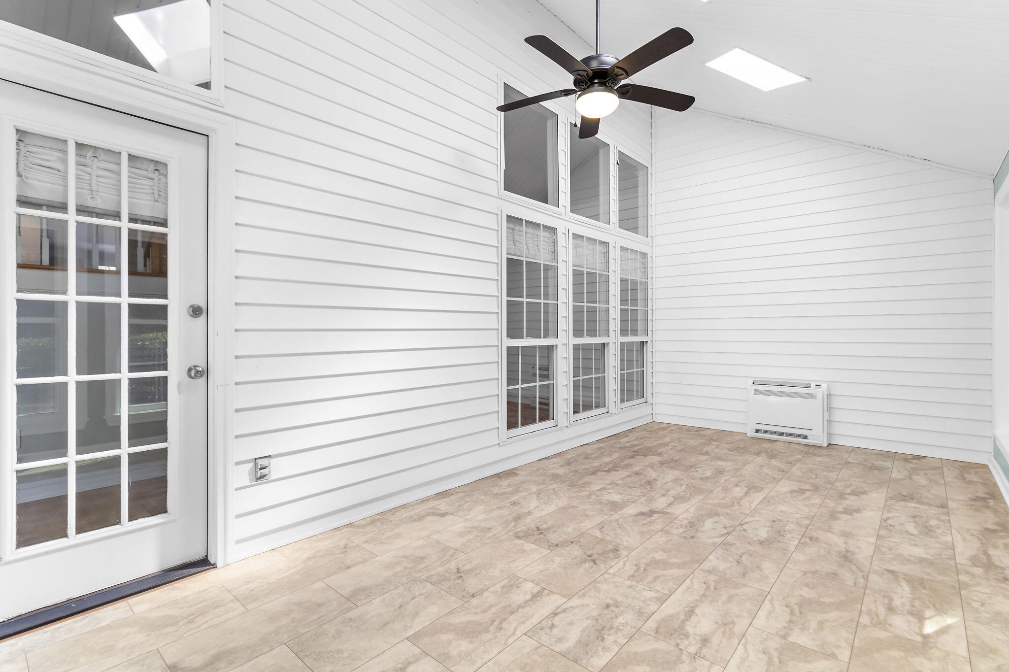 2406 Wagner Creek Court