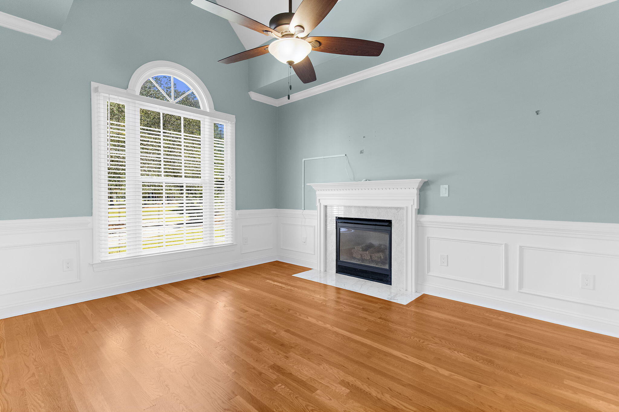 2406 Wagner Creek Court