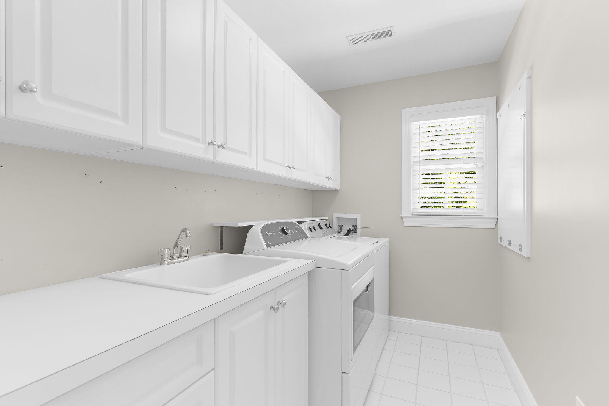 2406 Wagner Creek Court