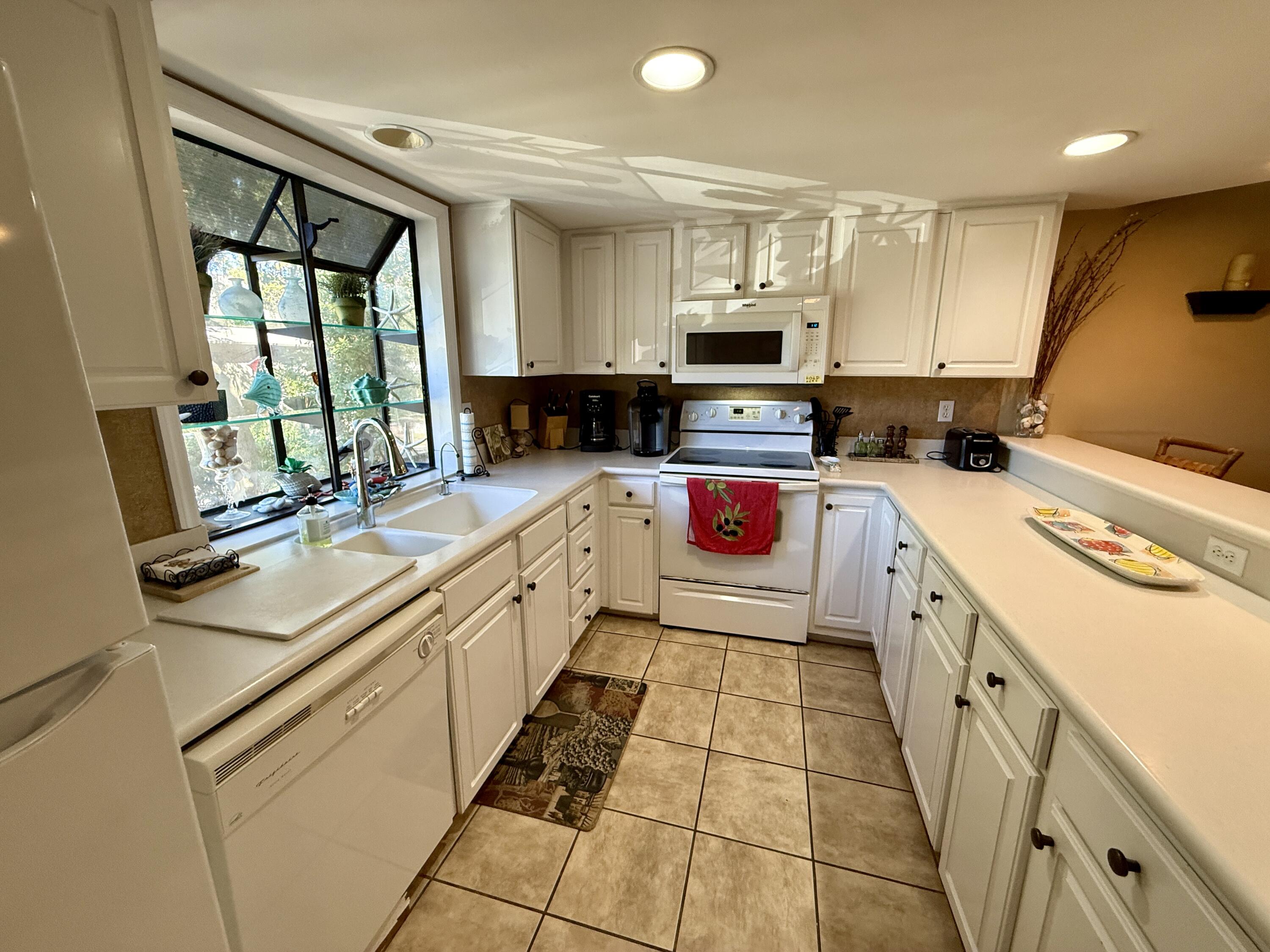 755 Summerwind Circle