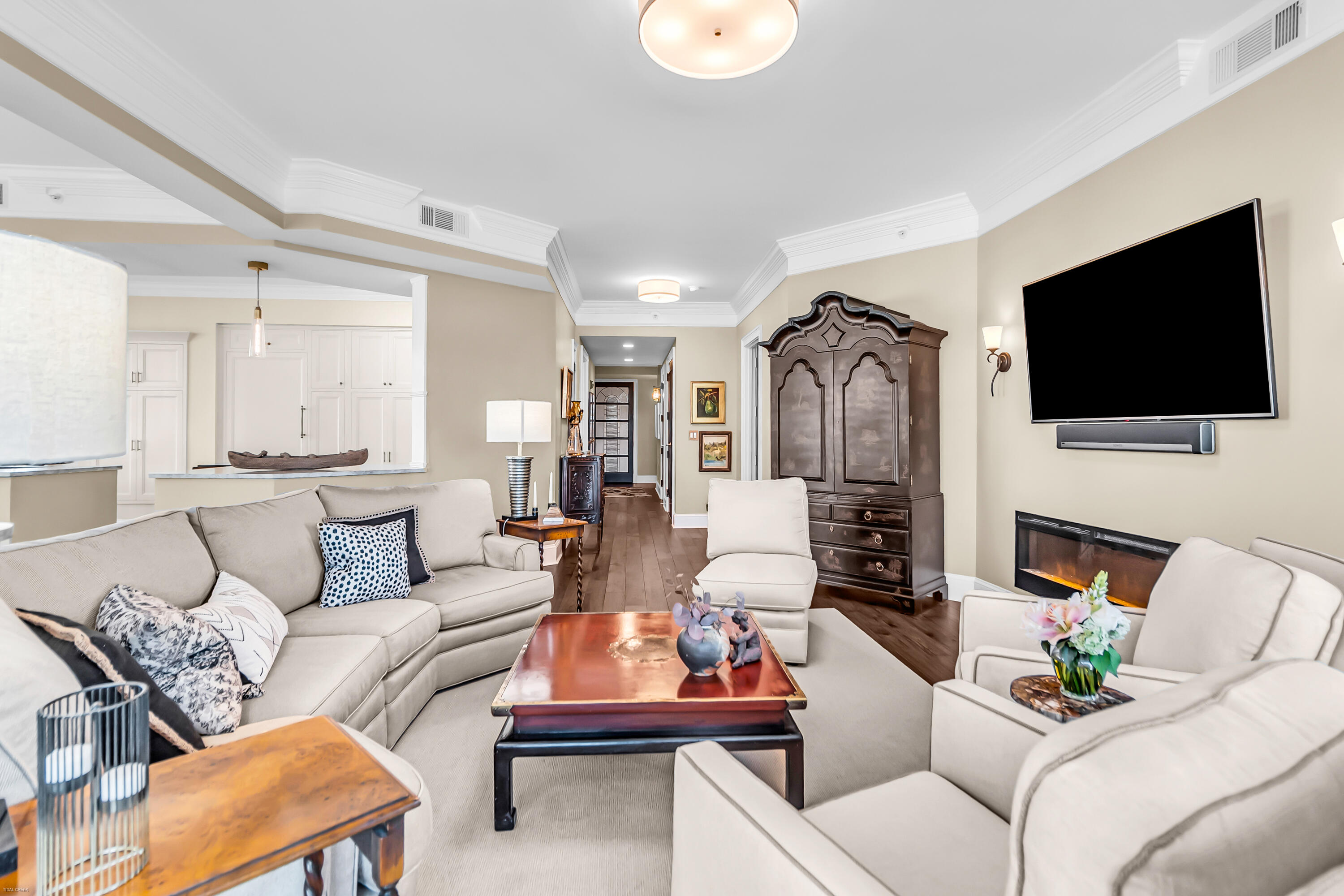 222 S Plaza Court # 108