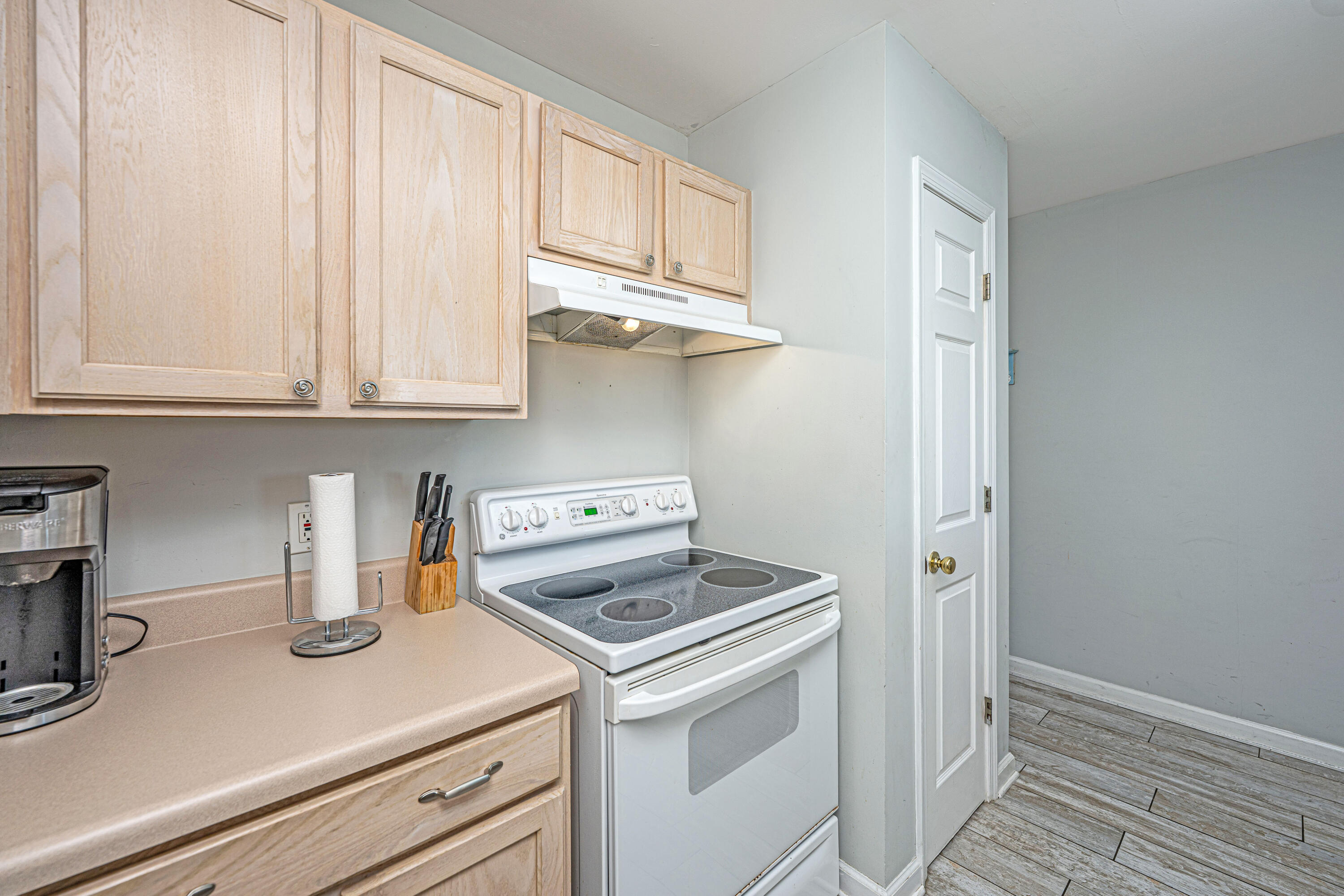 2262 Folly Road # 1a