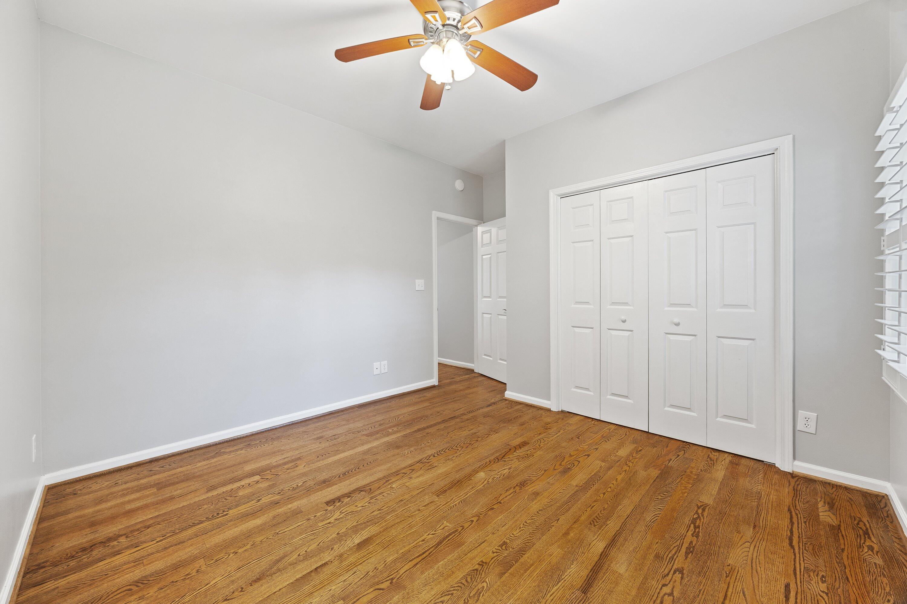 1594 Summit View Drive