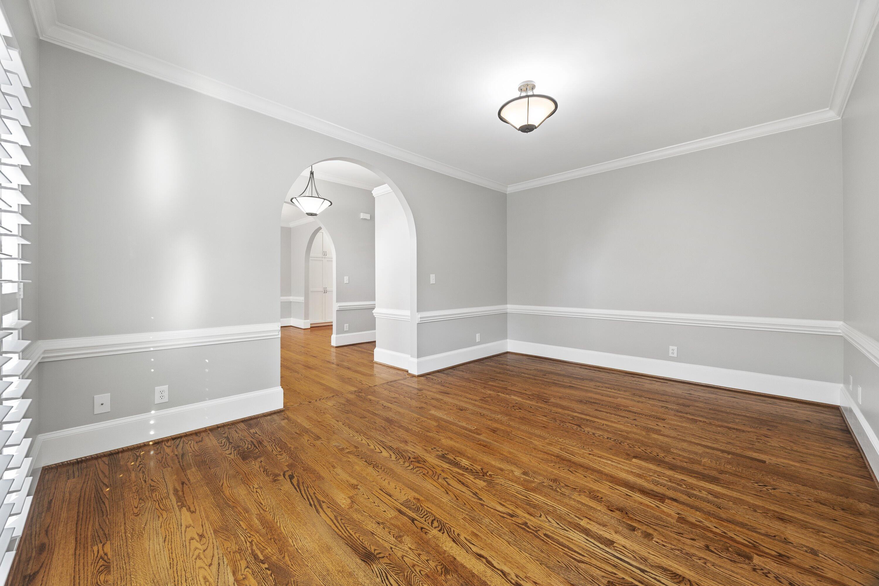 1594 Summit View Drive