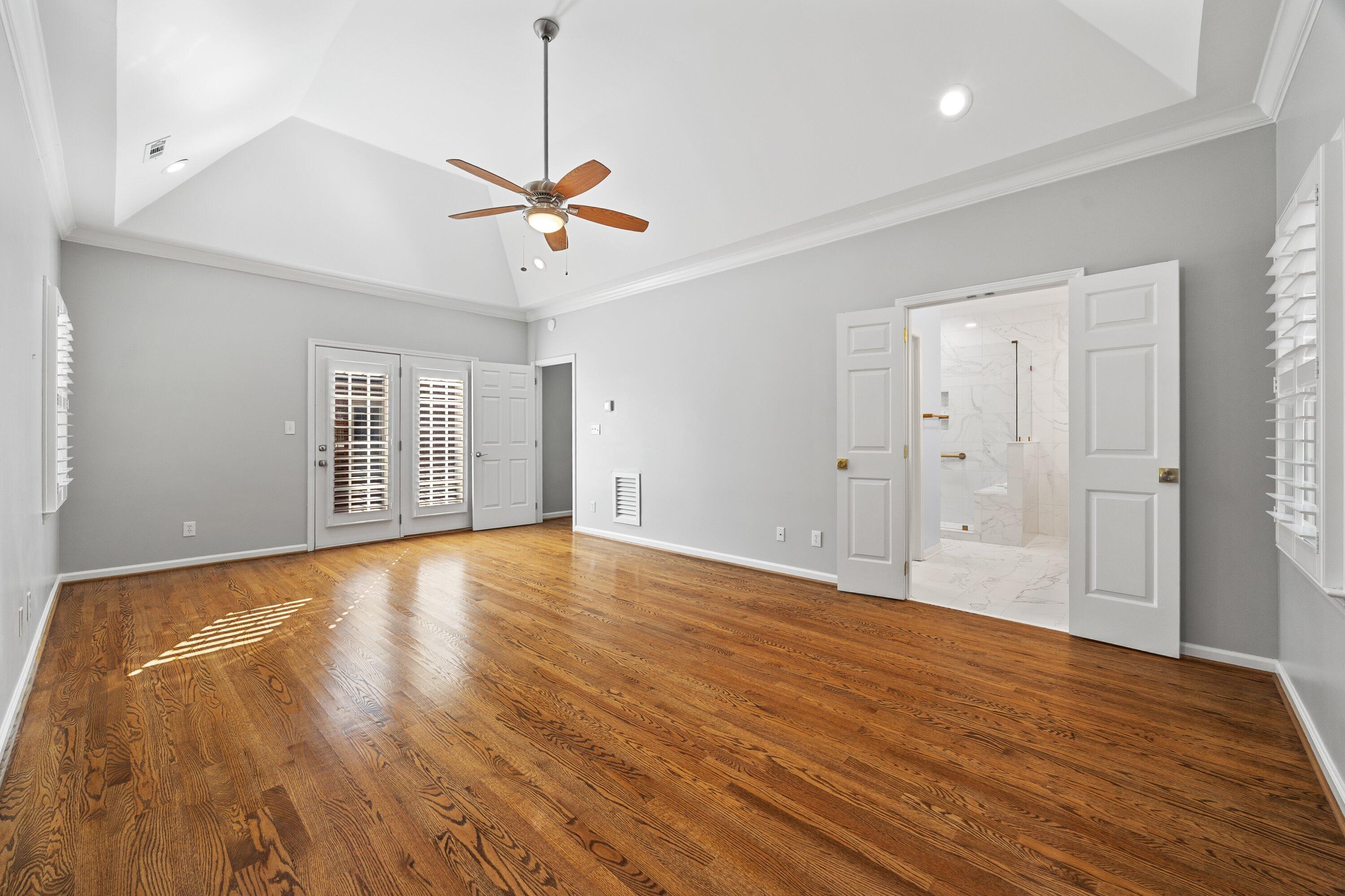 1594 Summit View Drive