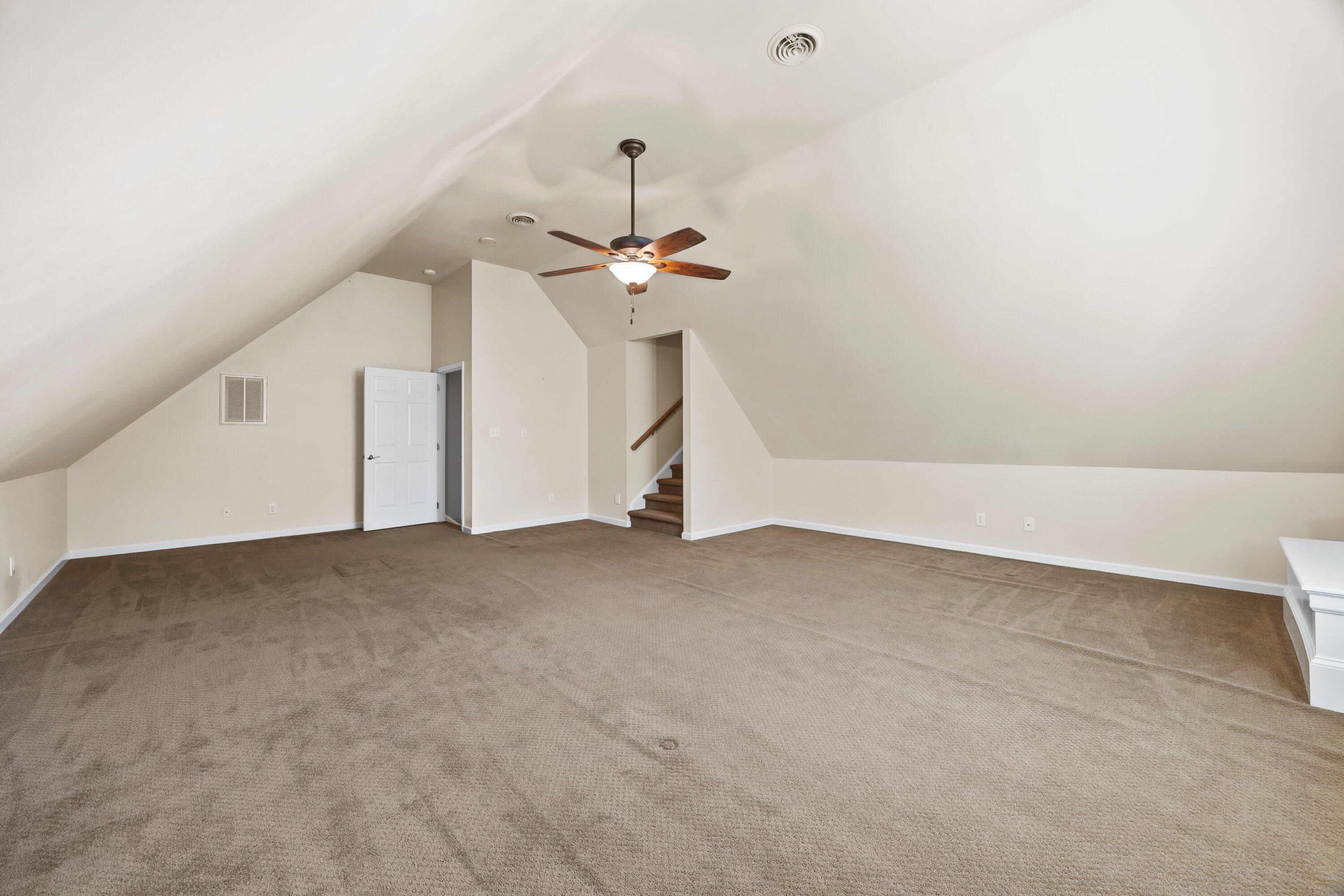 1594 Summit View Drive