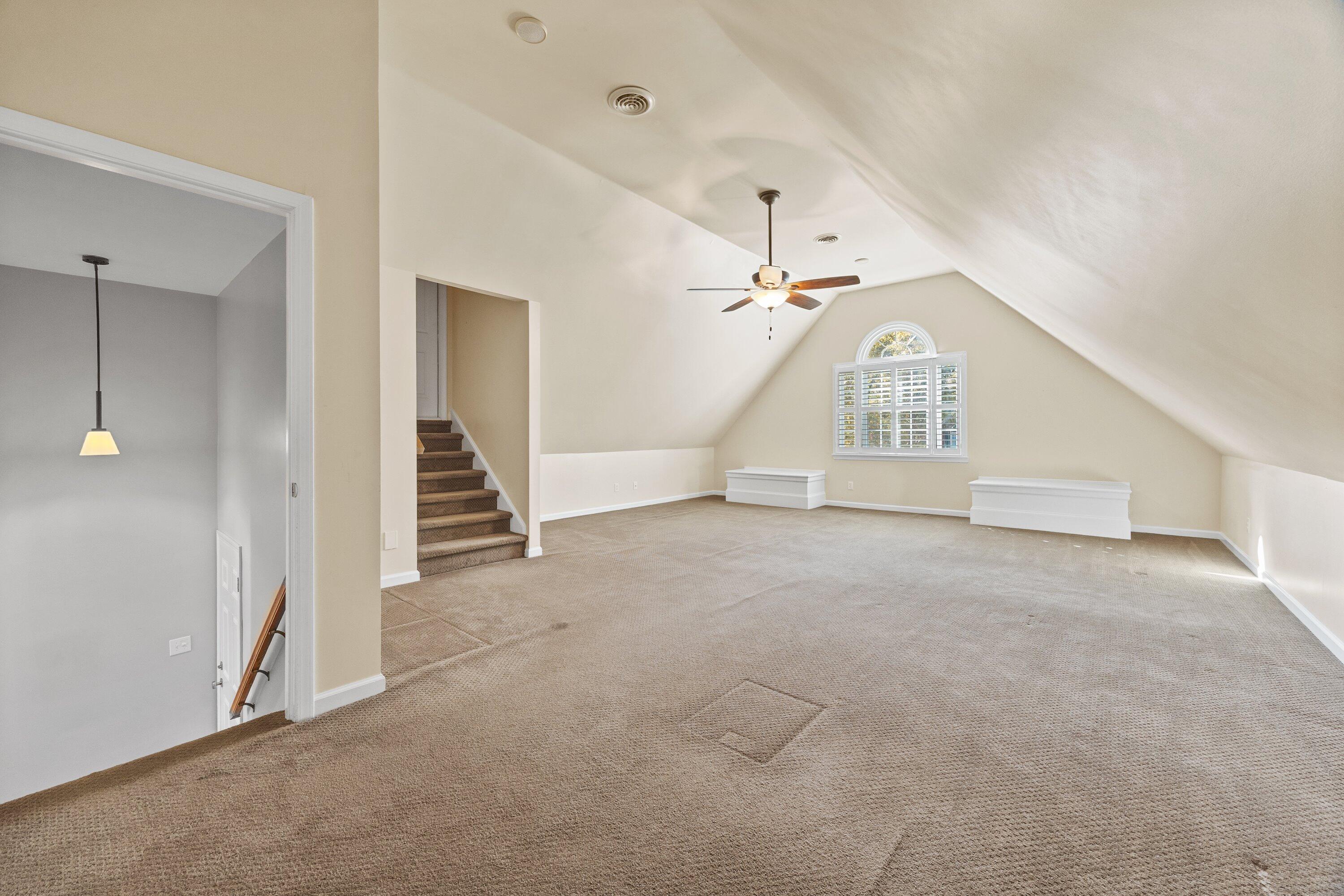 1594 Summit View Drive