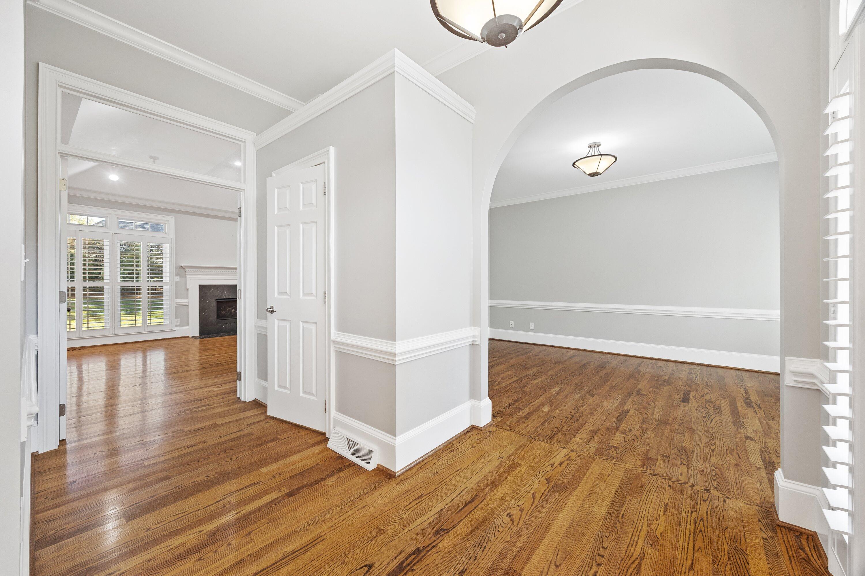 1594 Summit View Drive