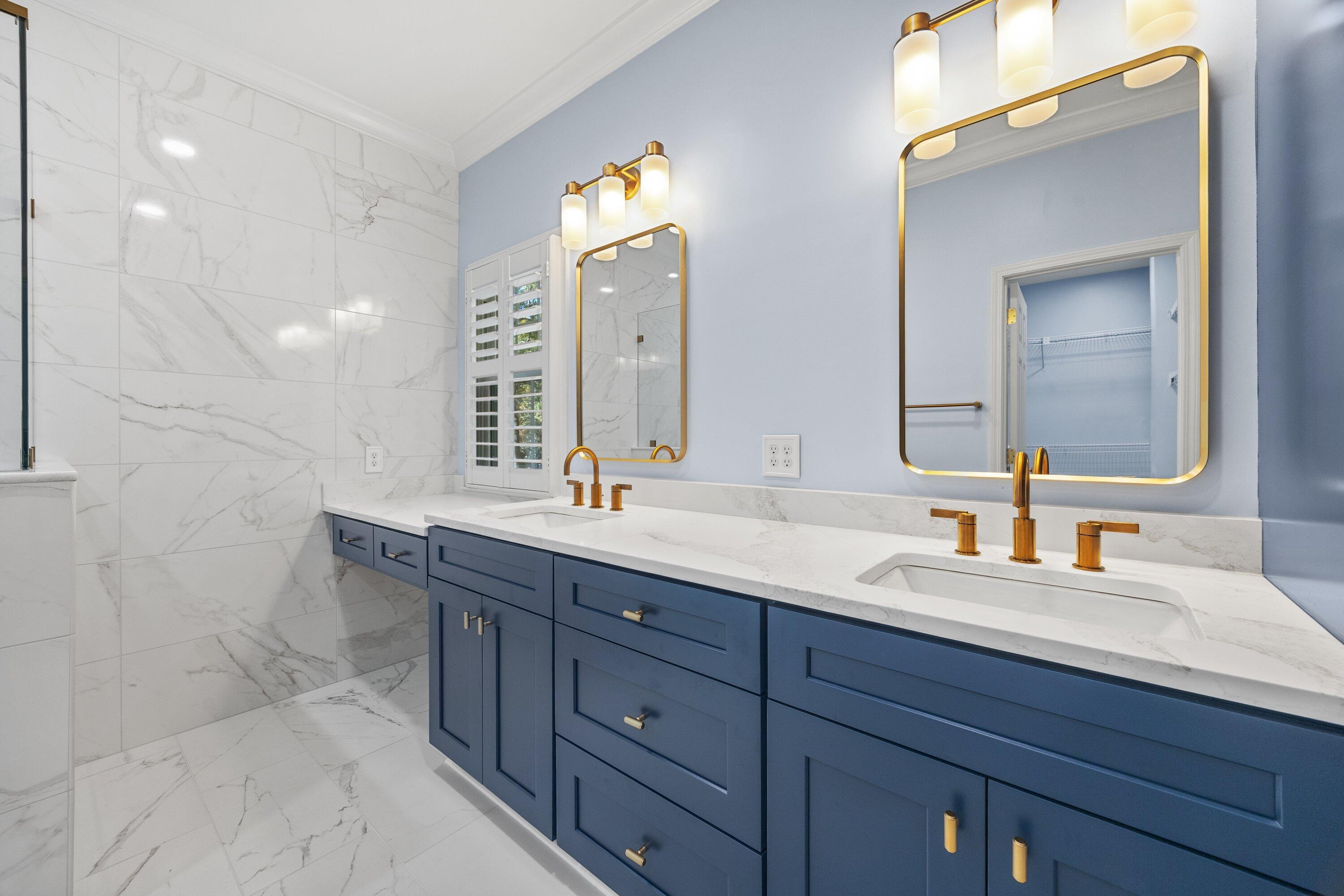 1594 Summit View Drive