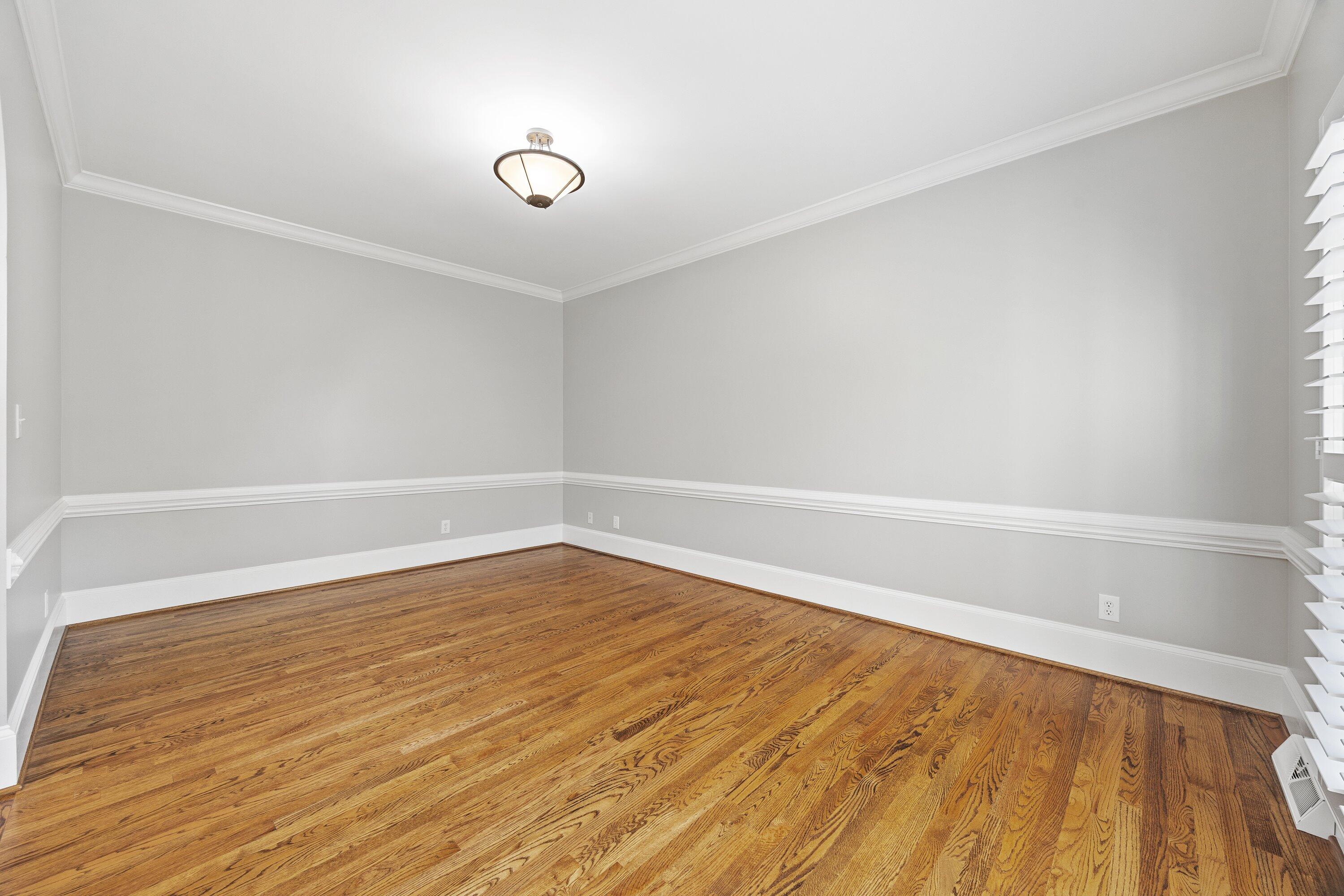 1594 Summit View Drive