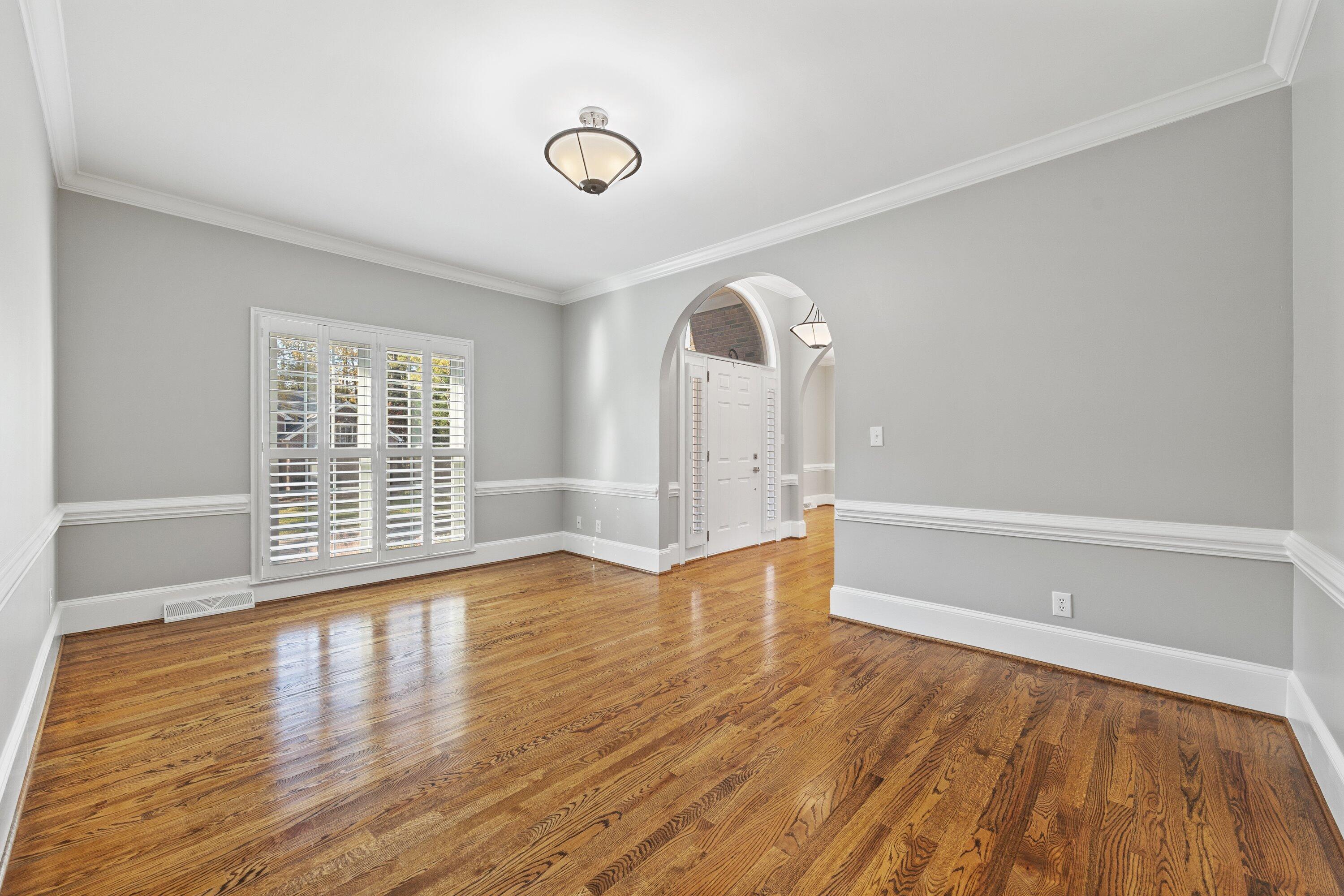 1594 Summit View Drive