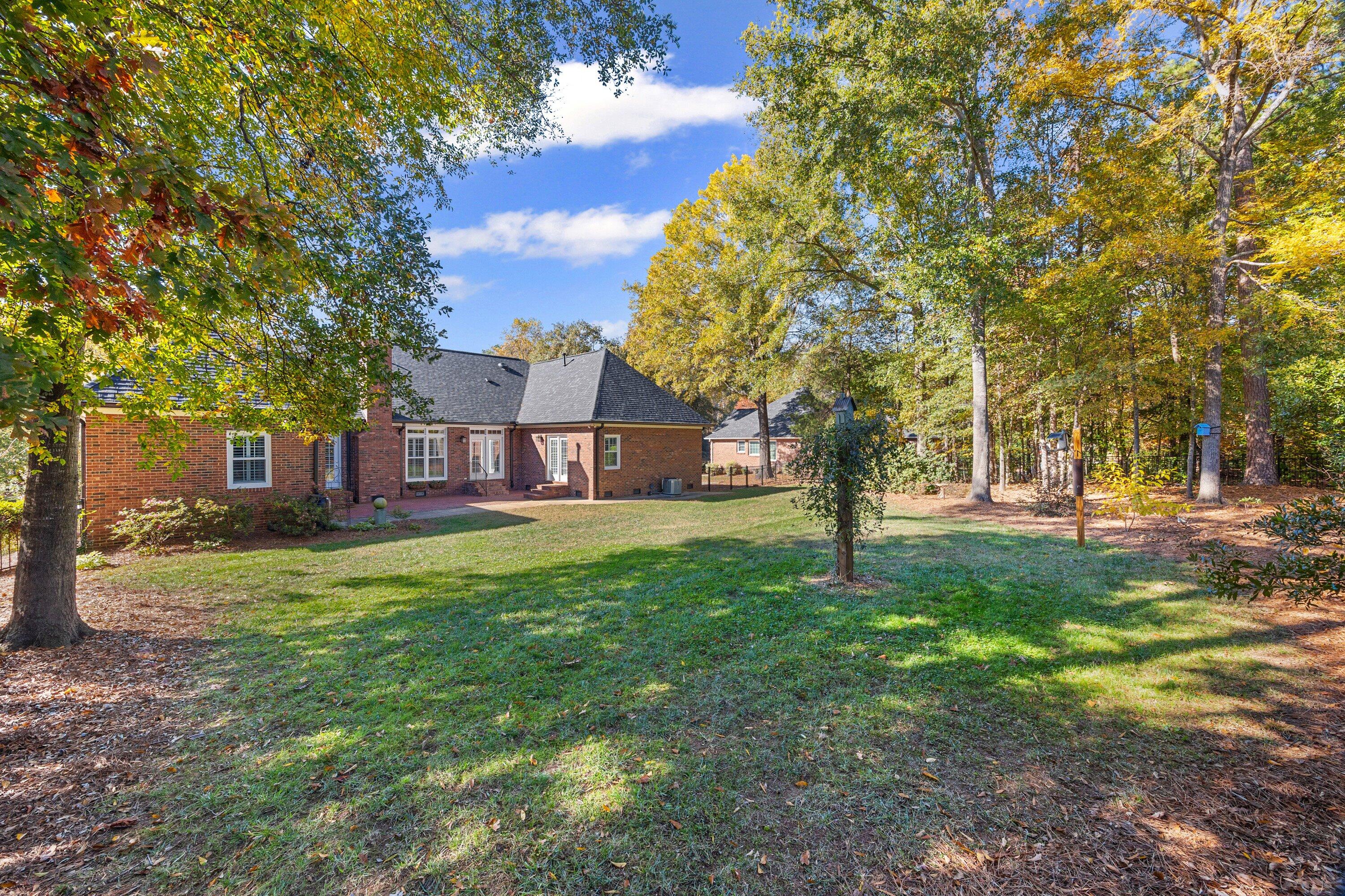 1594 Summit View Drive