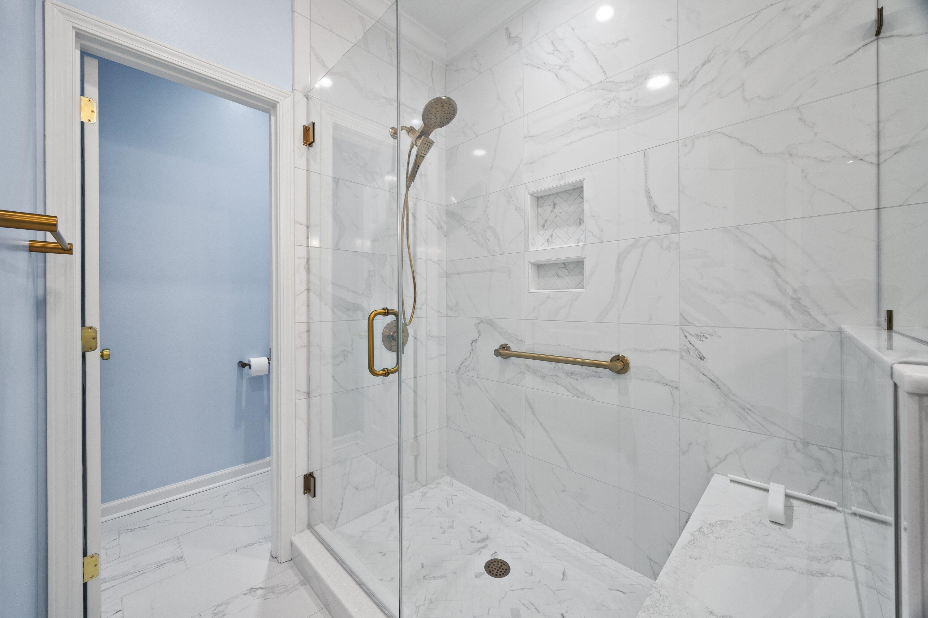 1594 Summit View Drive