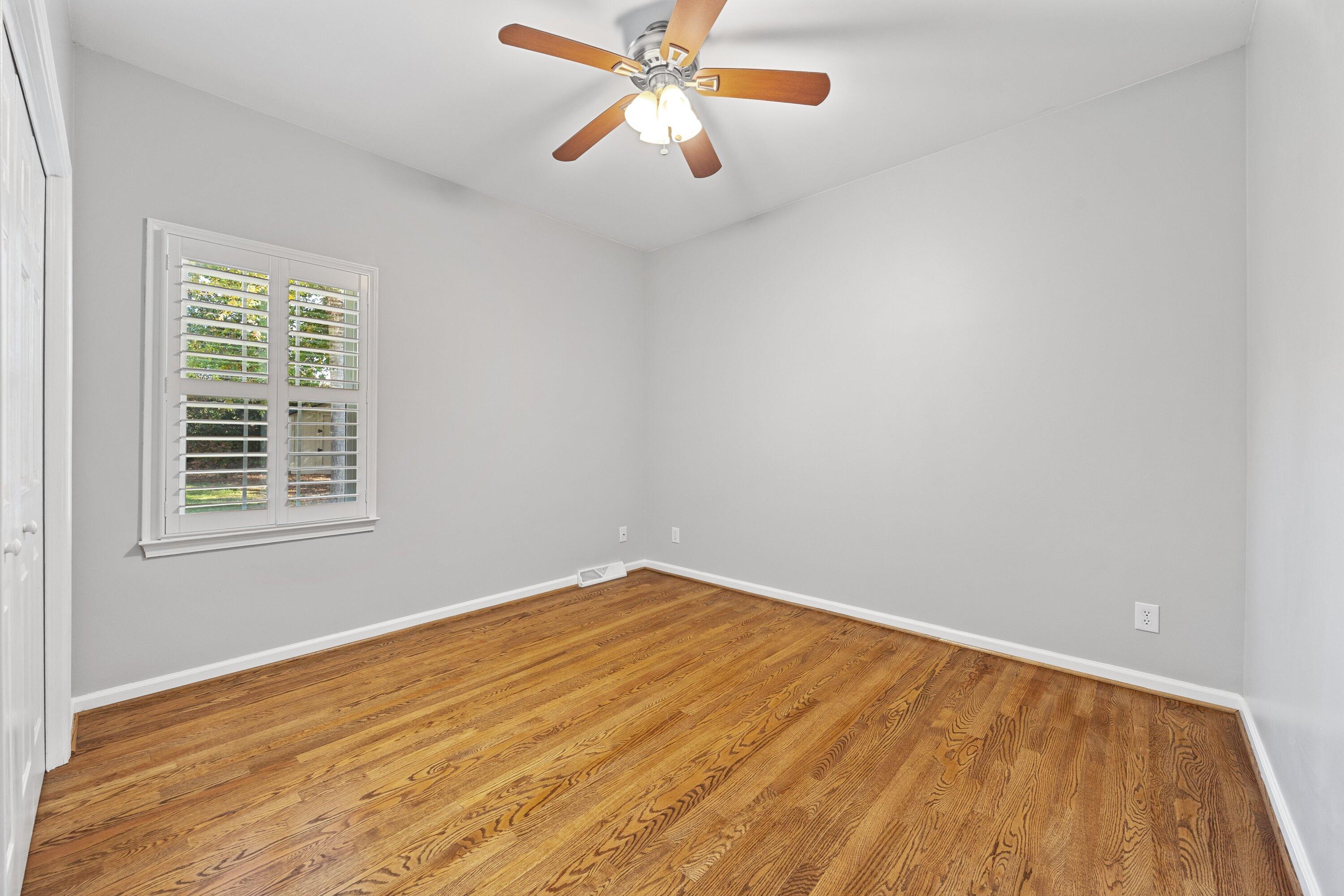 1594 Summit View Drive