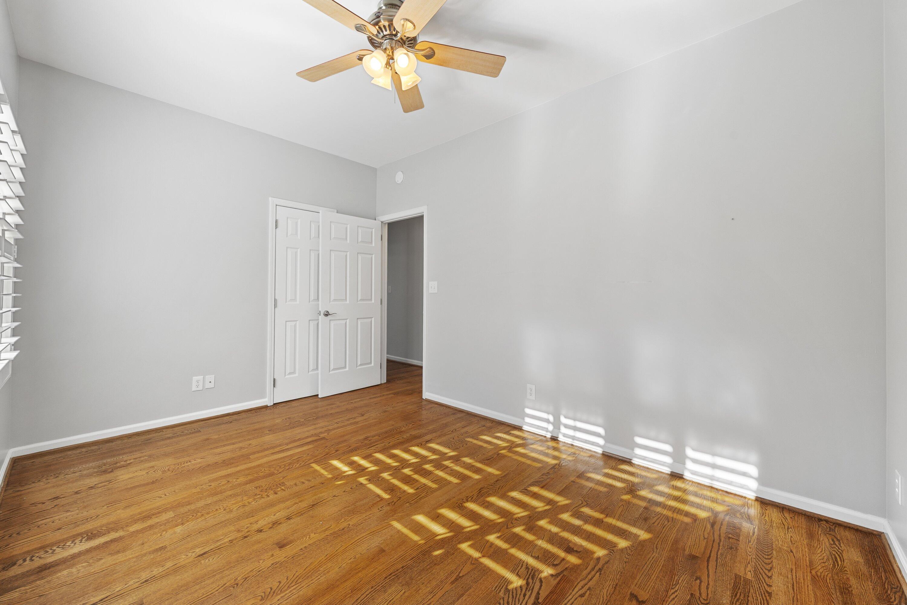 1594 Summit View Drive