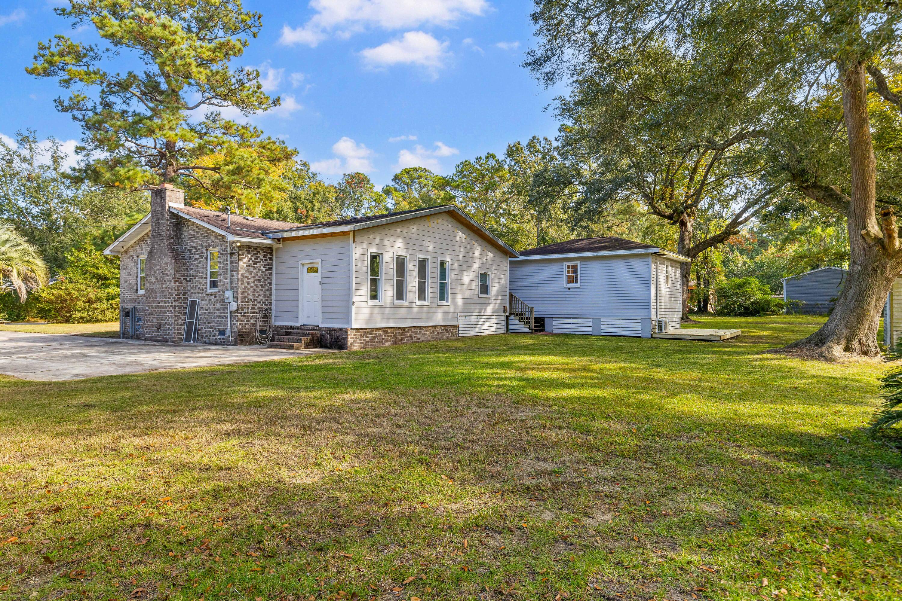 1944 Old Fort Avenue