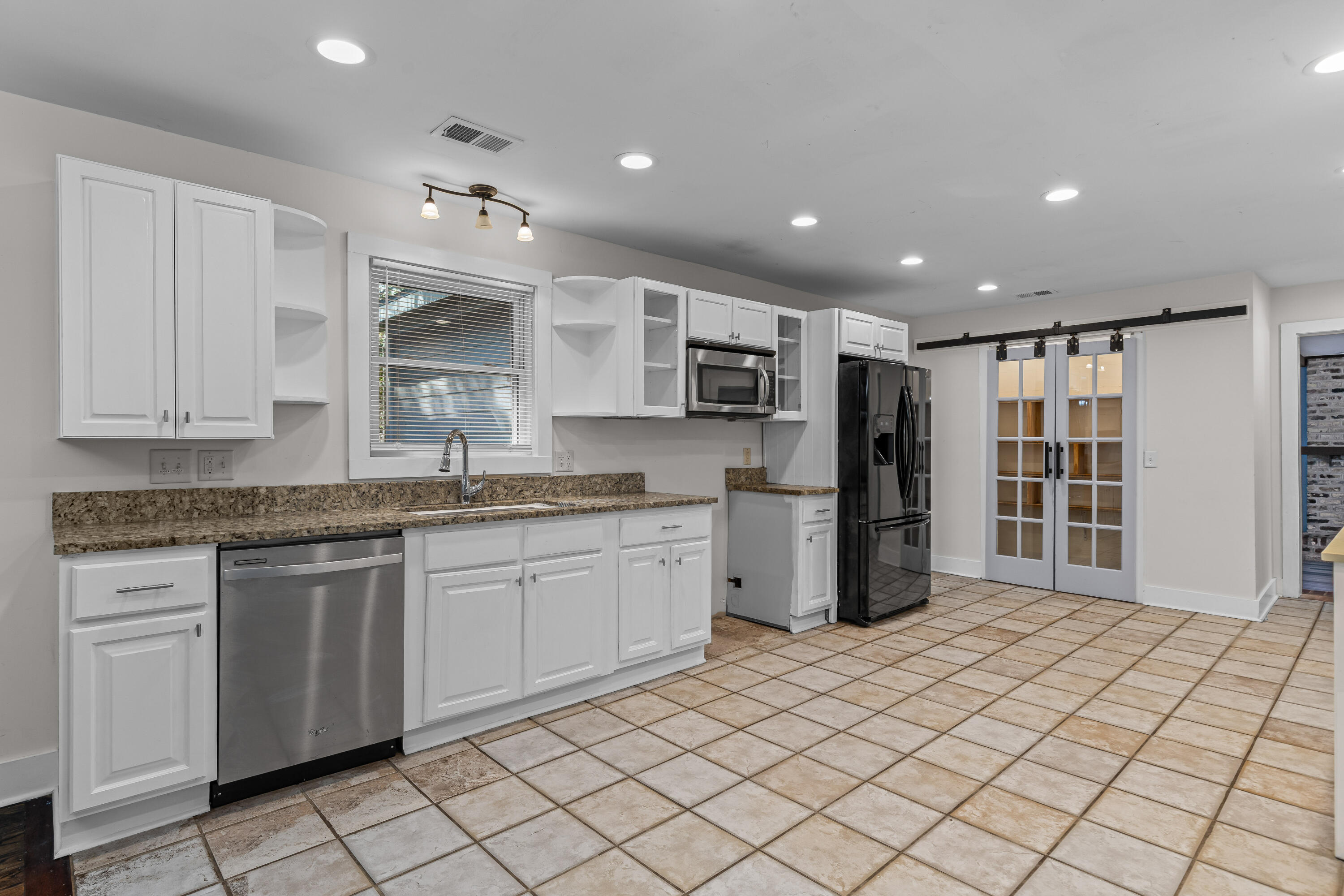 1944 Old Fort Avenue