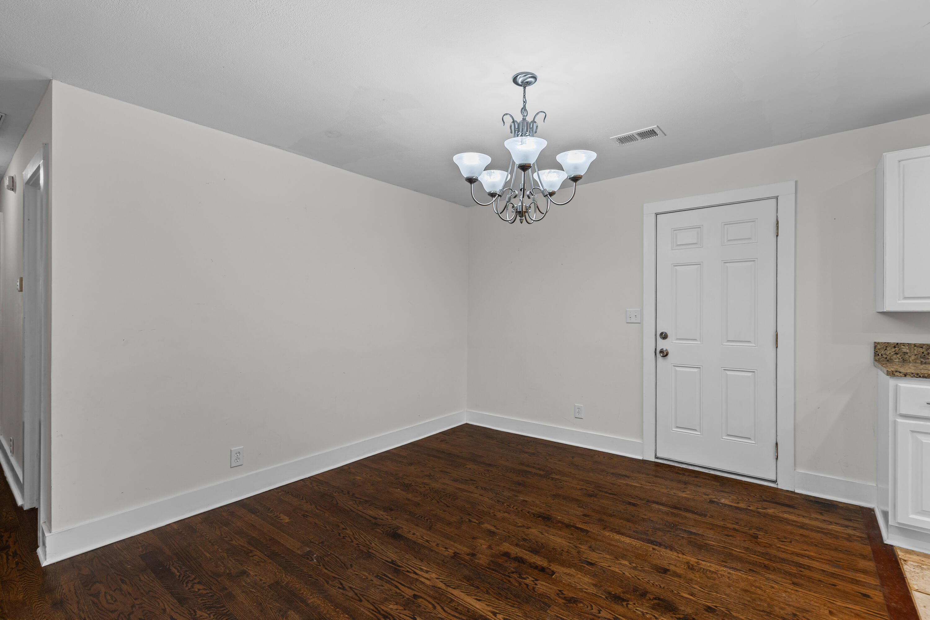 1944 Old Fort Avenue