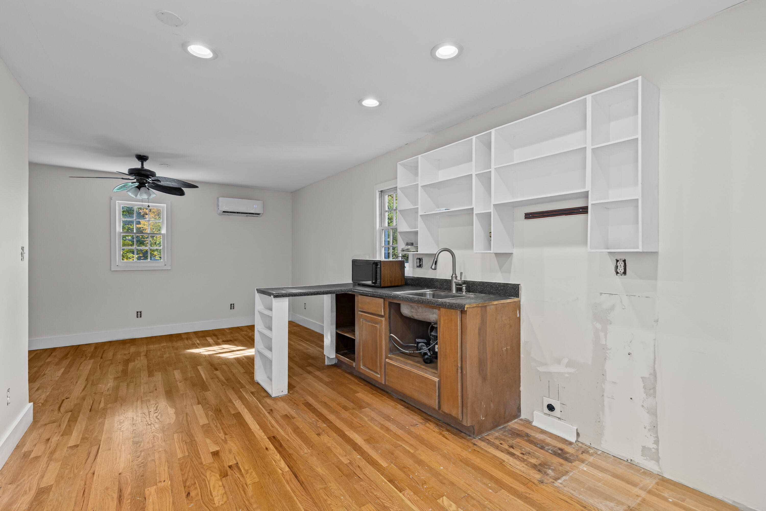 1944 Old Fort Avenue