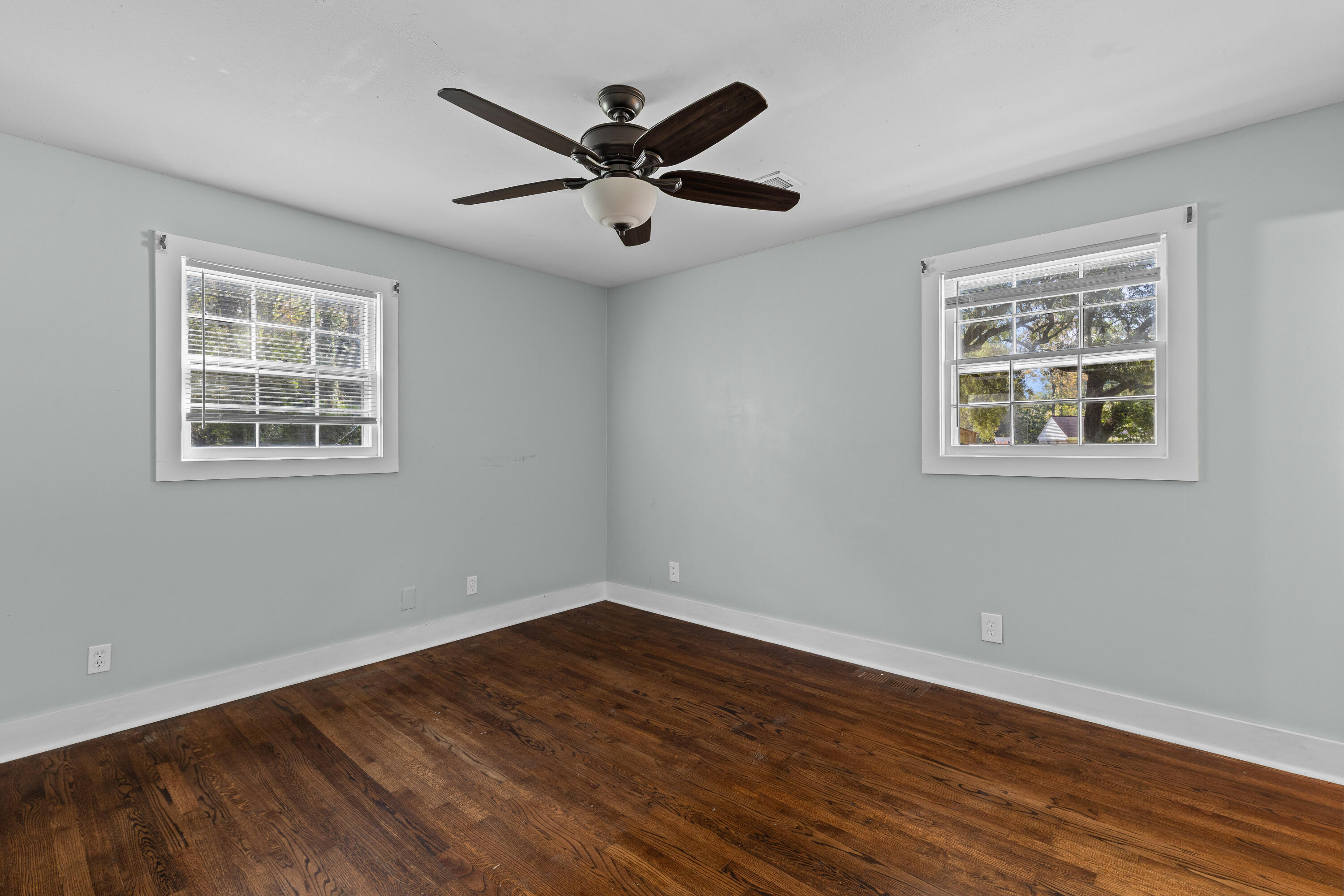 1944 Old Fort Avenue