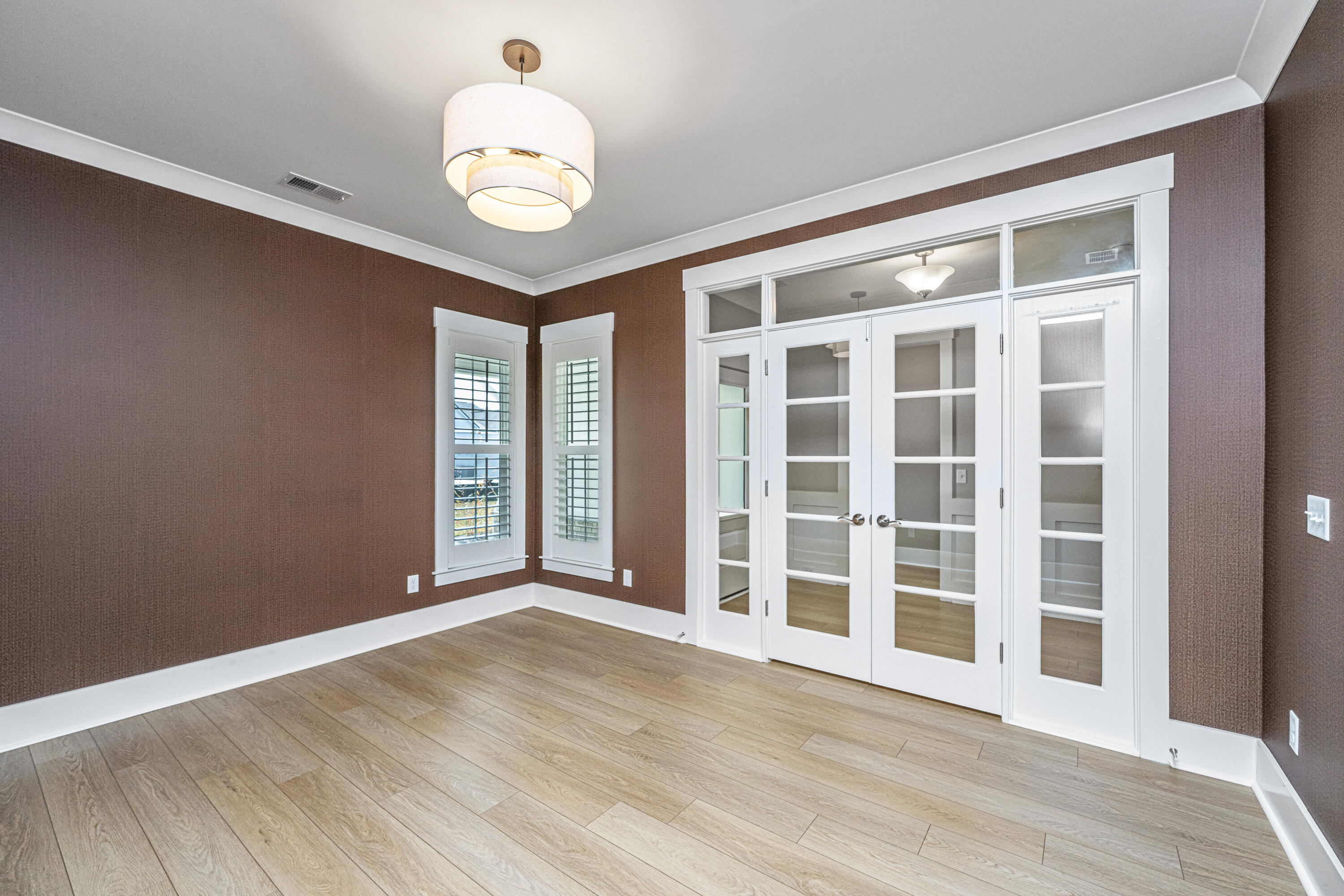 5073 Lady Bird Alley