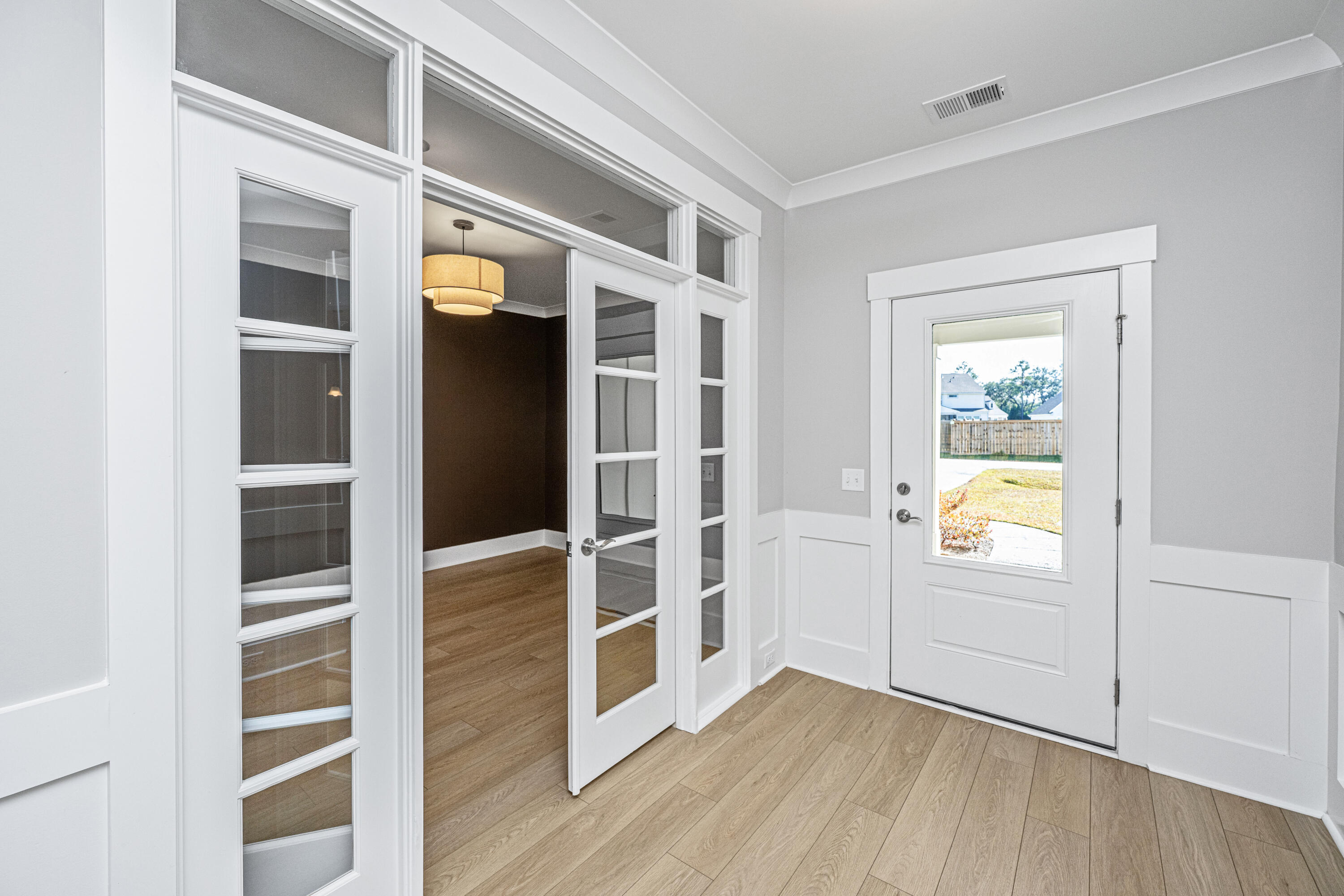 5073 Lady Bird Alley