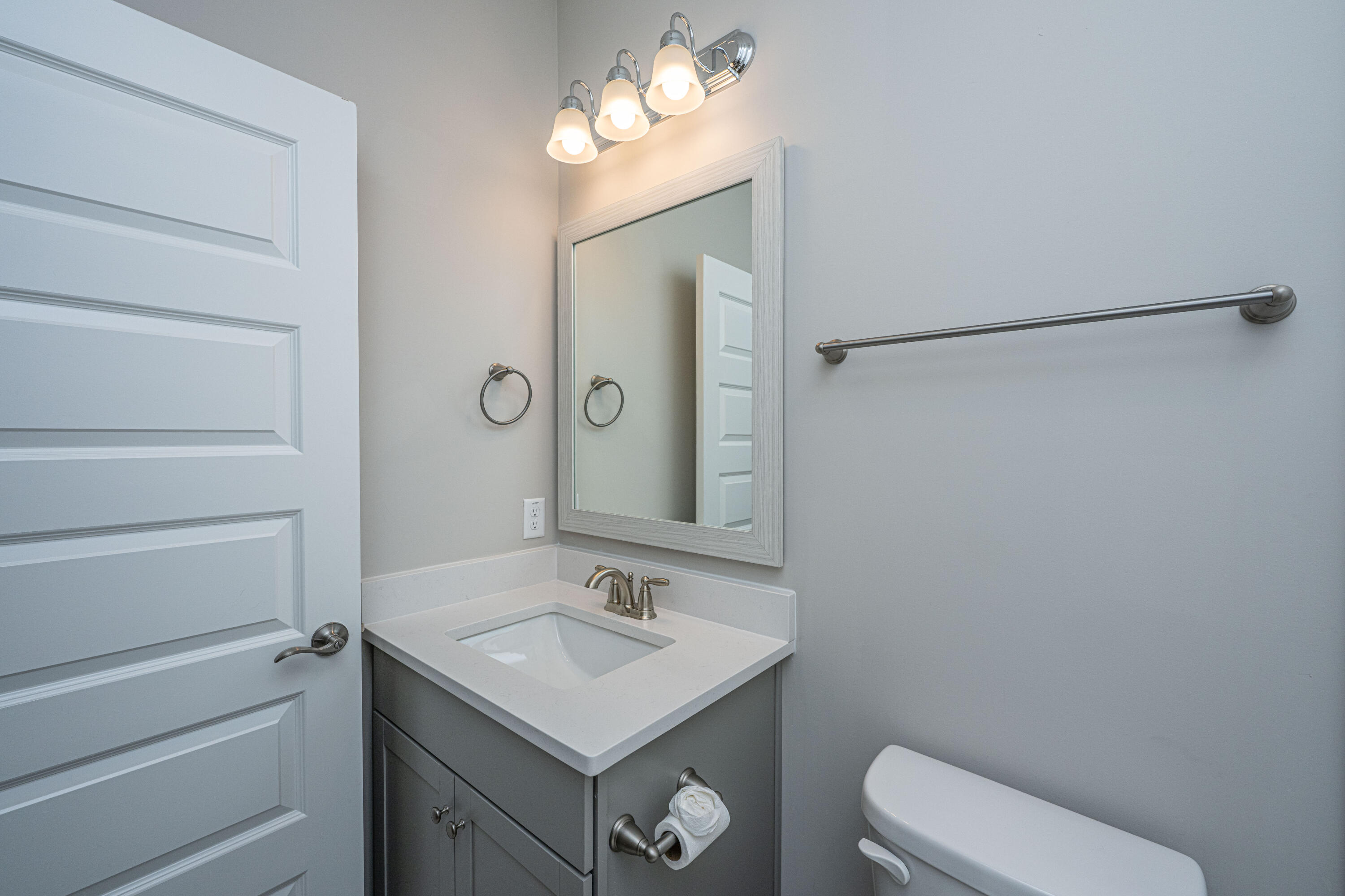 5073 Lady Bird Alley