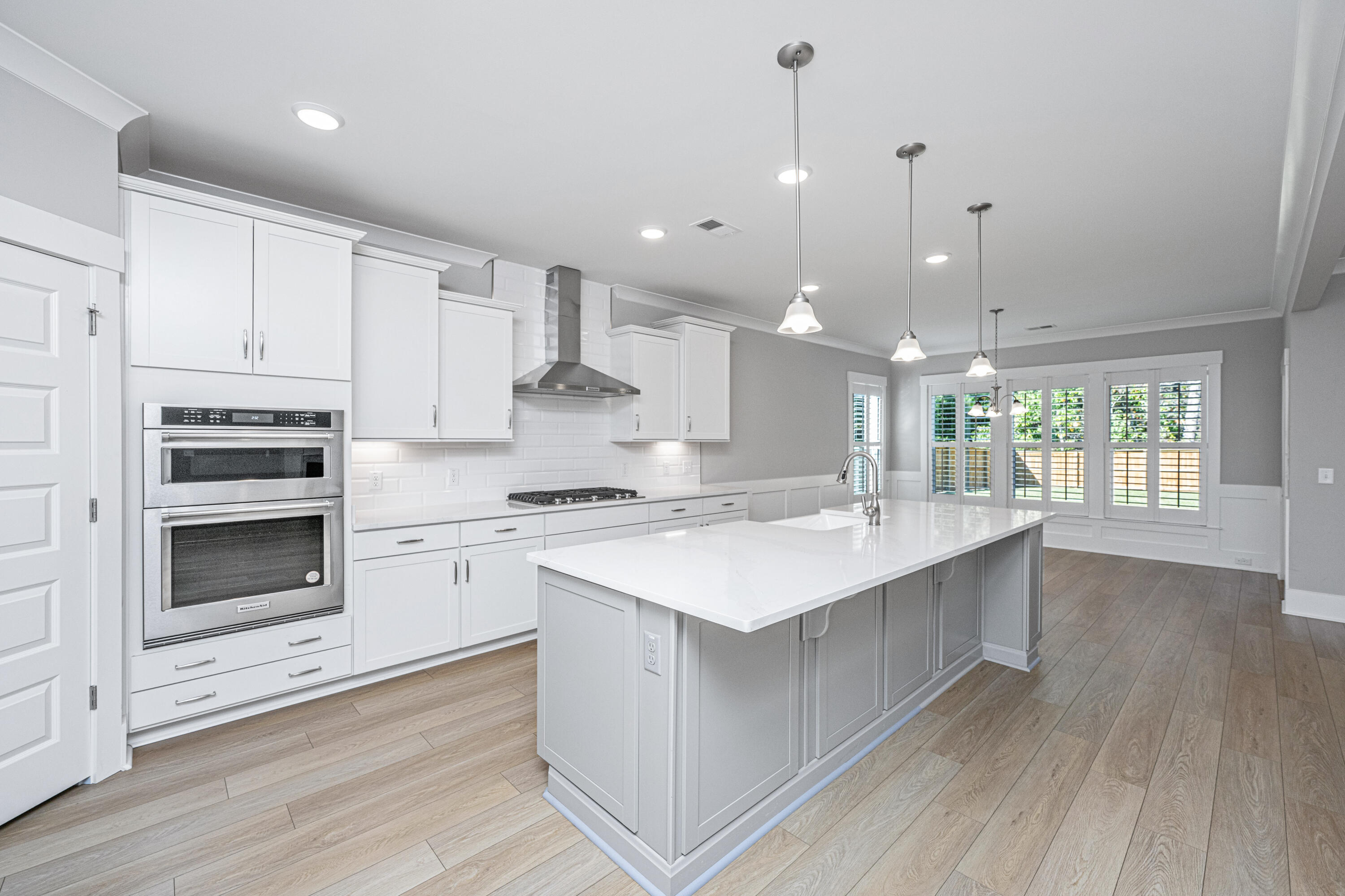 5073 Lady Bird Alley